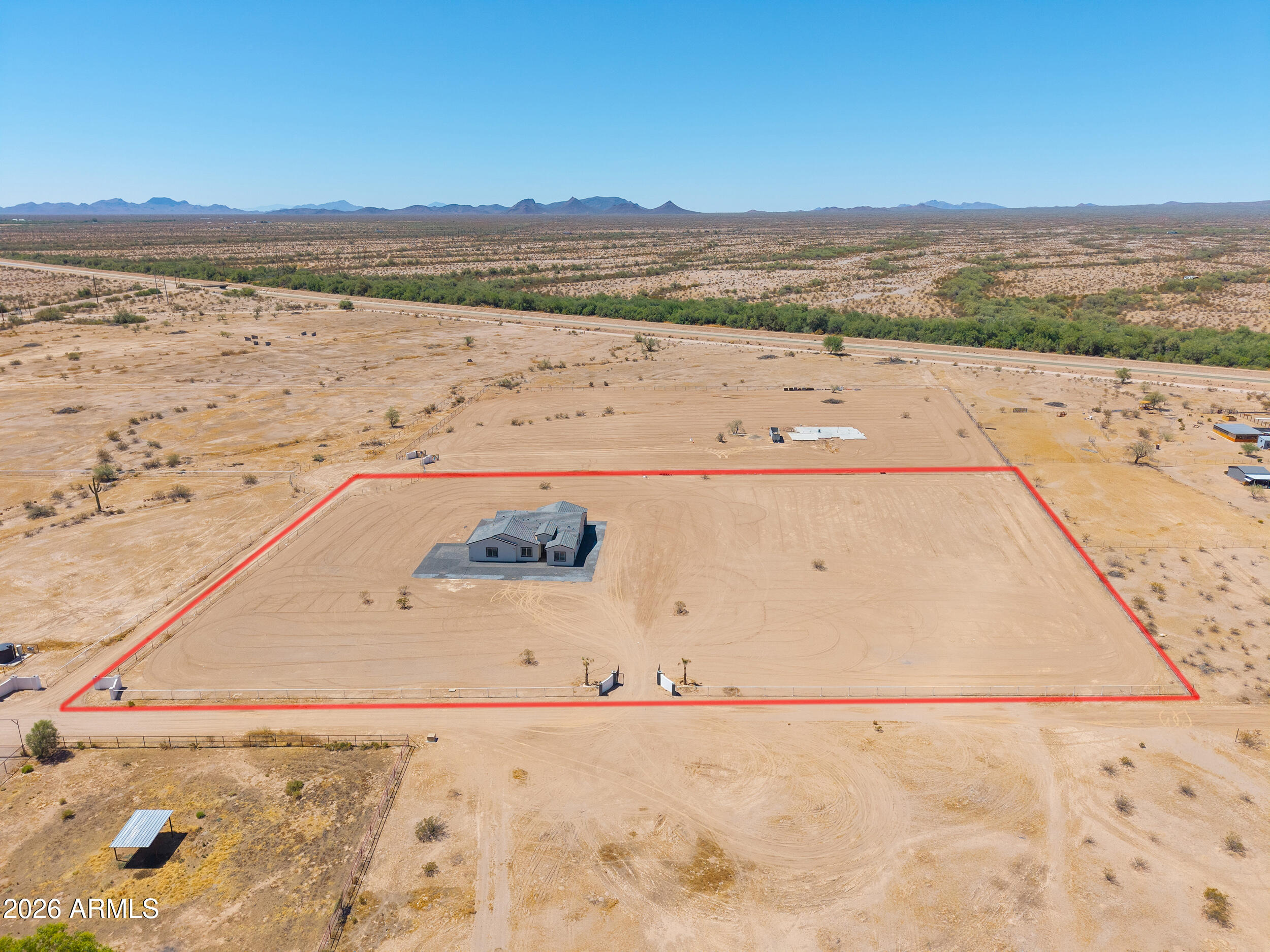 Properties 4 40461 W ROBLES Road