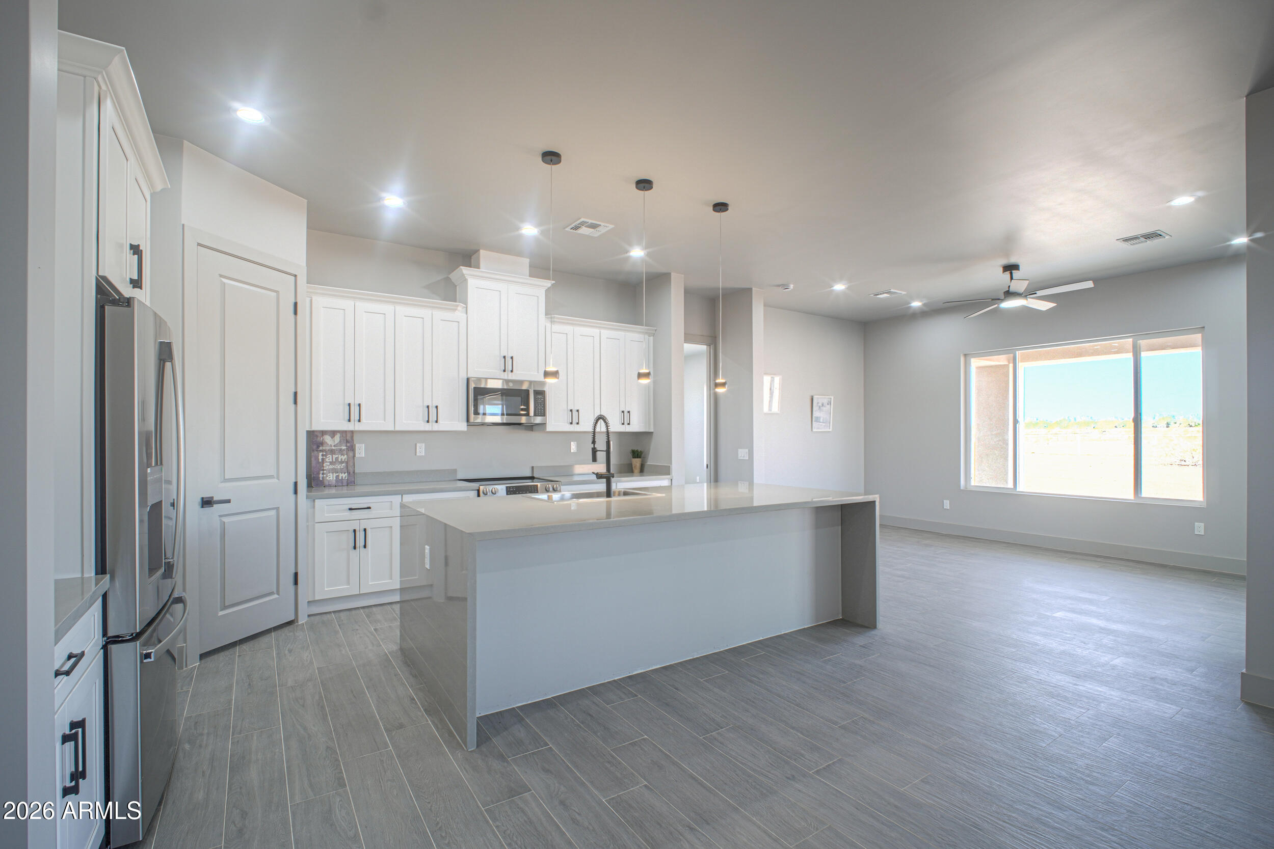 Properties 1 40461 W ROBLES Road