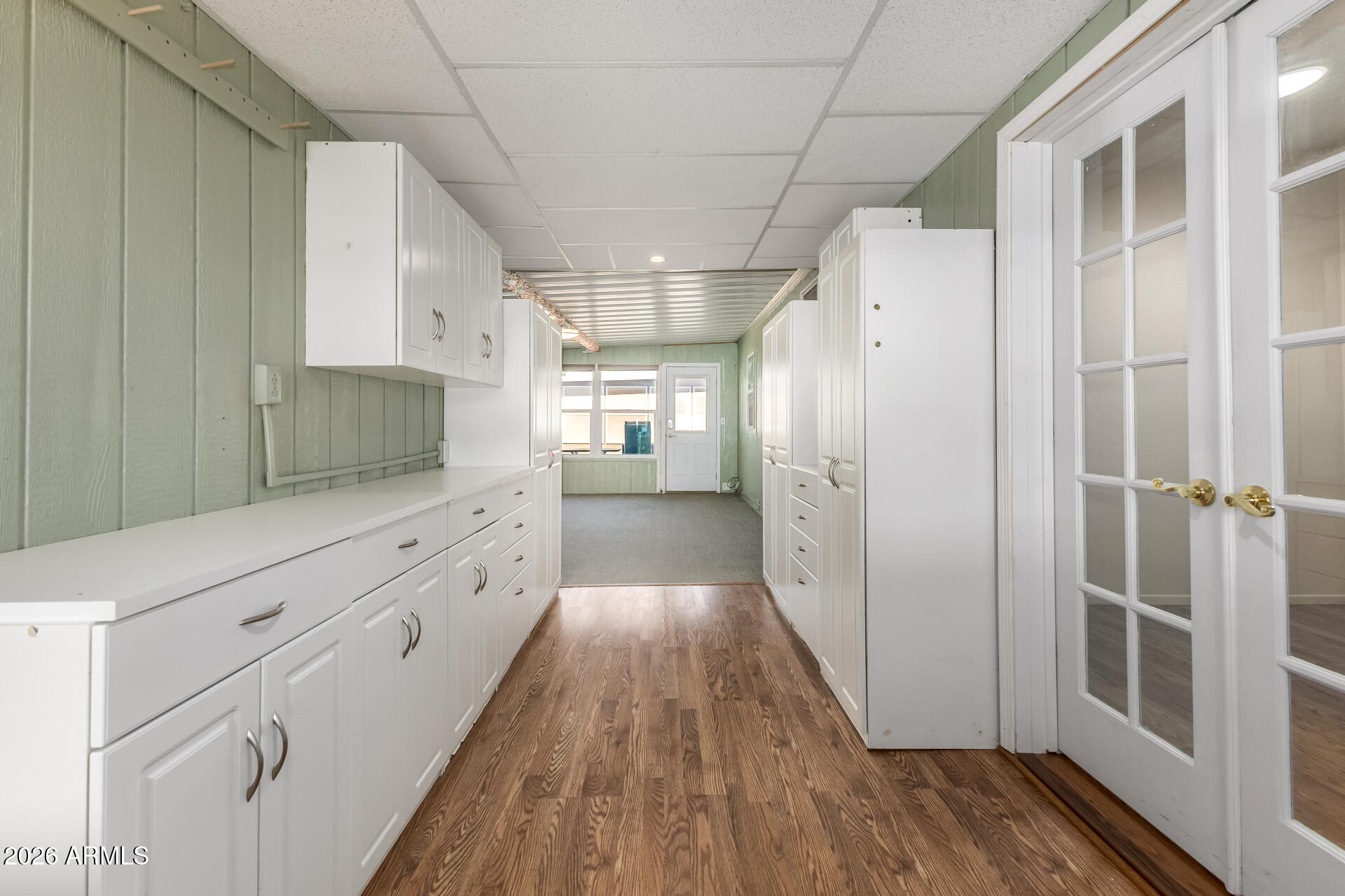 2054 N THORNTON Road 186