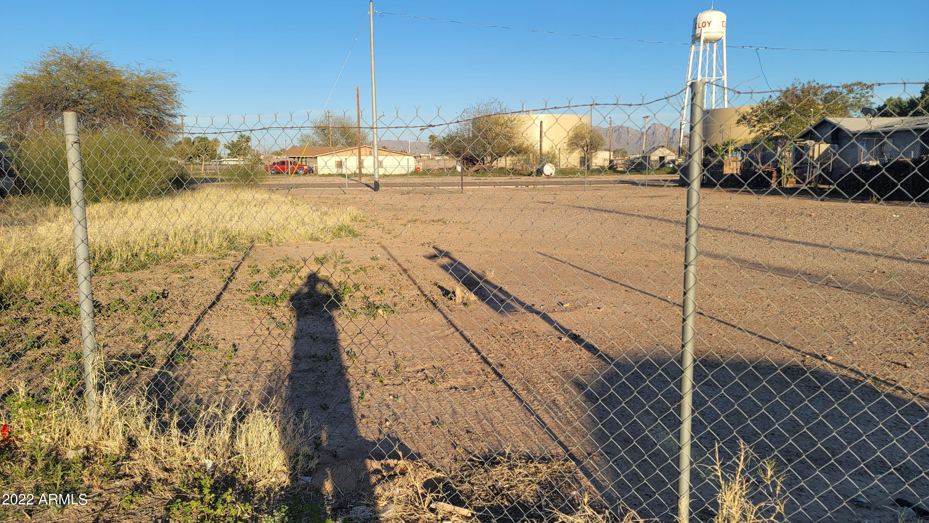 215 N MYERS Boulevard 12