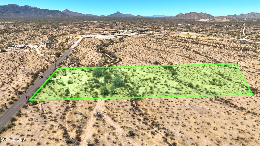 Photo of 47560 W Plata Road #18, Maricopa, AZ 85139 (MLS # 6888022)
