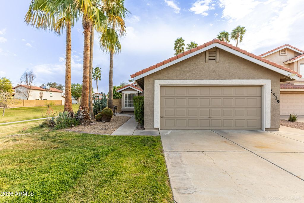 Photo of 2379 W Gail Drive, Chandler, AZ 85224 (MLS # 6991991)