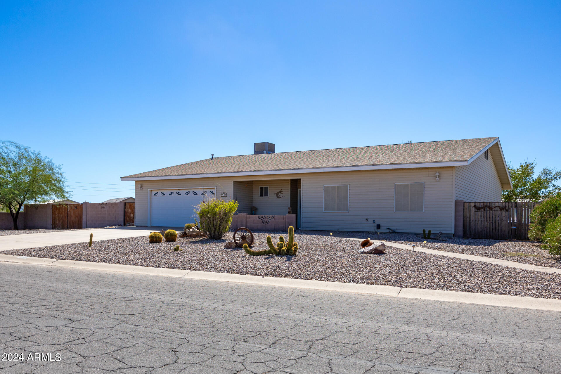 8183 W RAVEN Drive