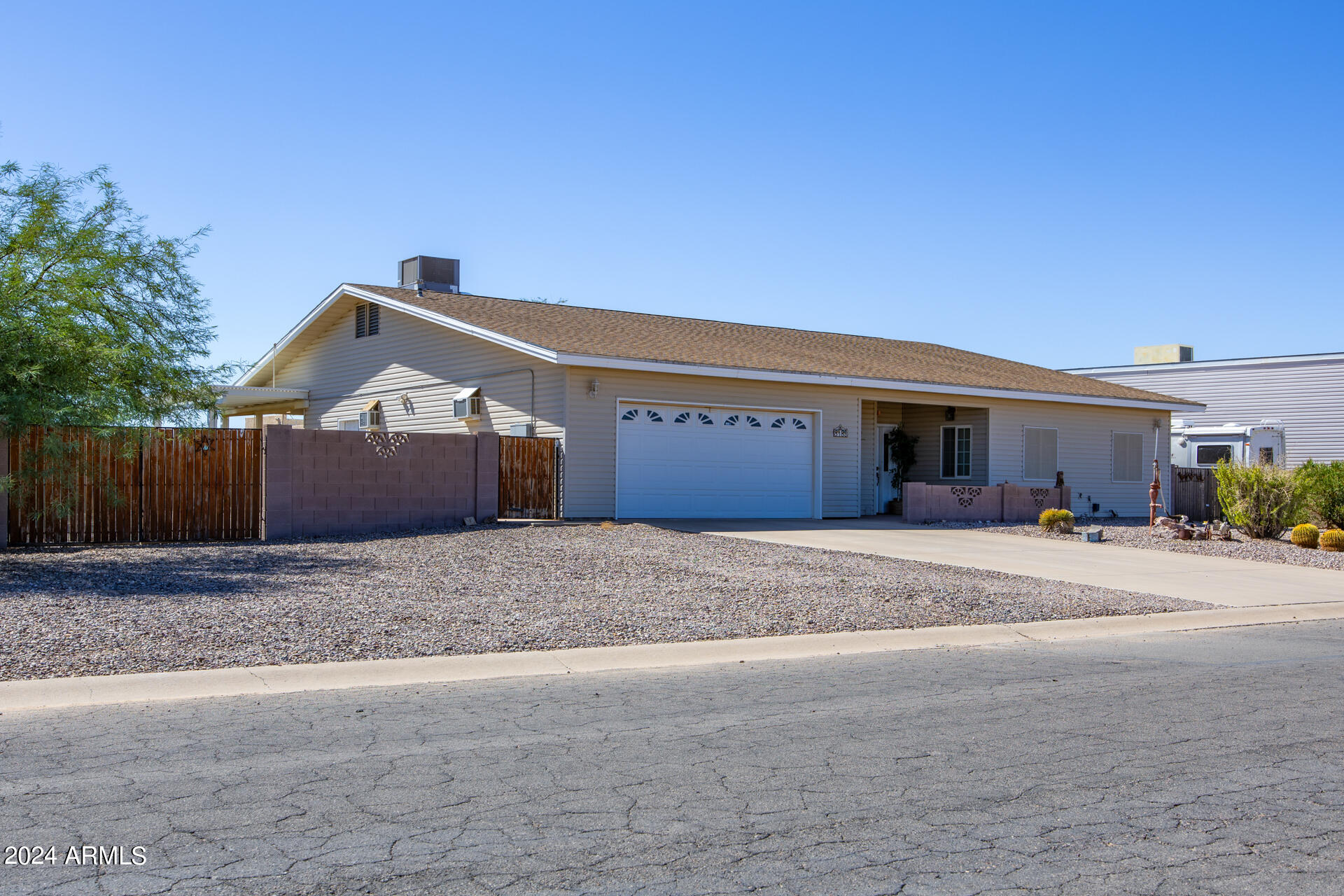 8183 W RAVEN Drive