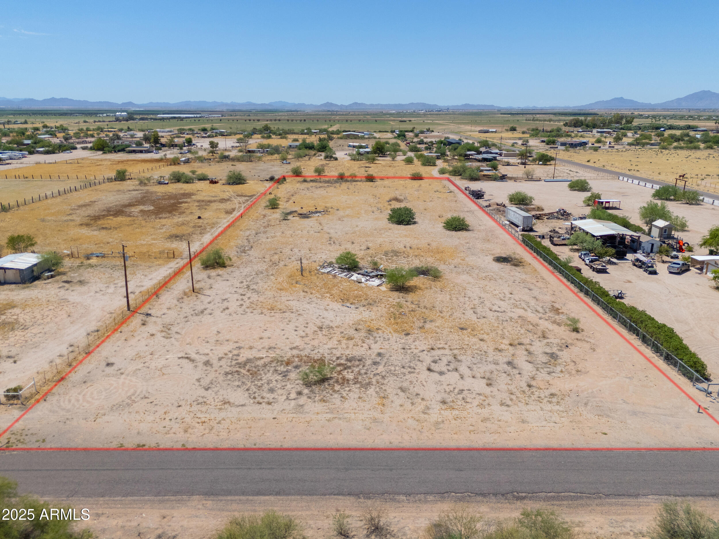 13836 N RUSSELL Road 143