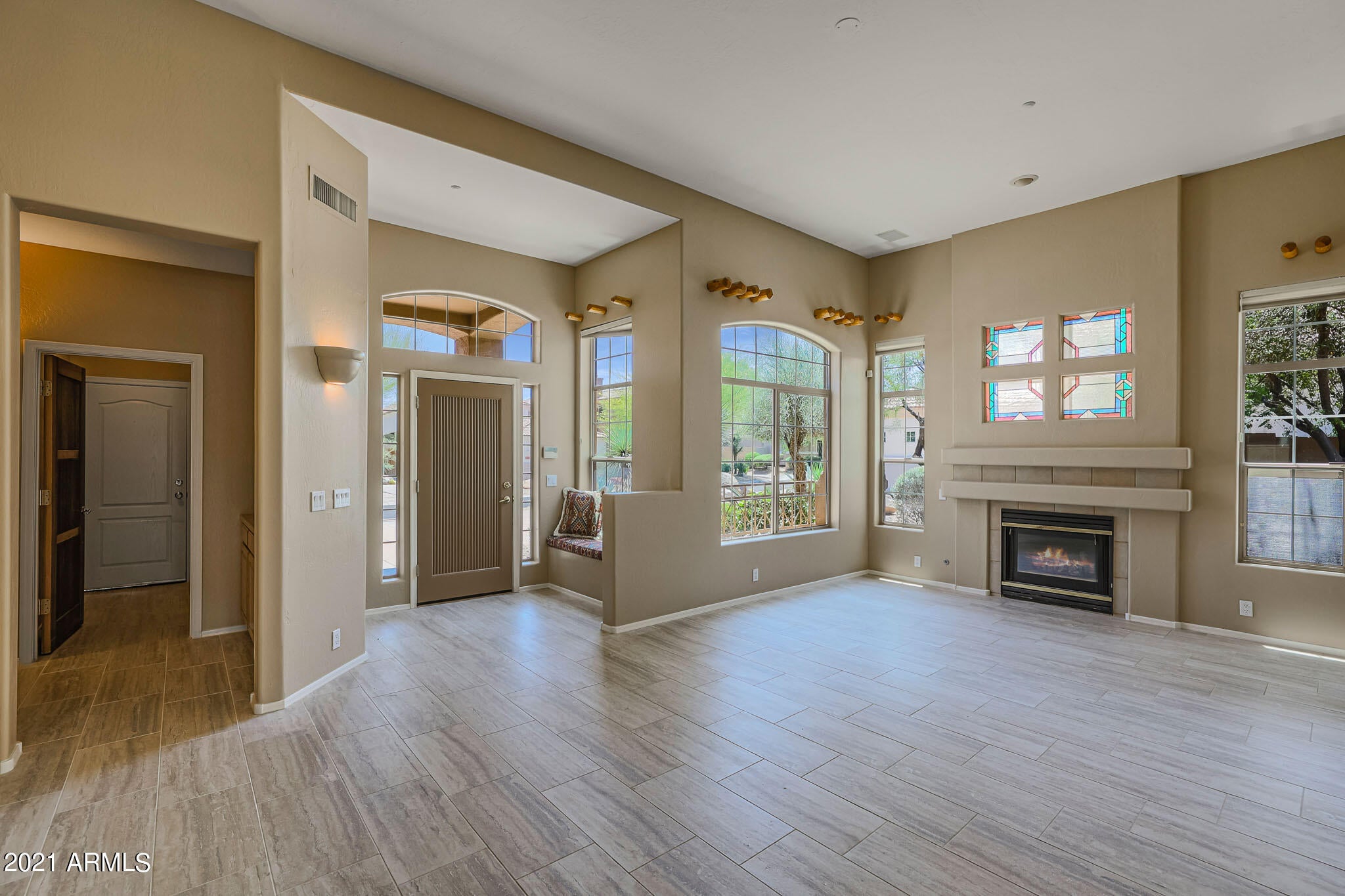 11530 E DESERT WILLOW Drive