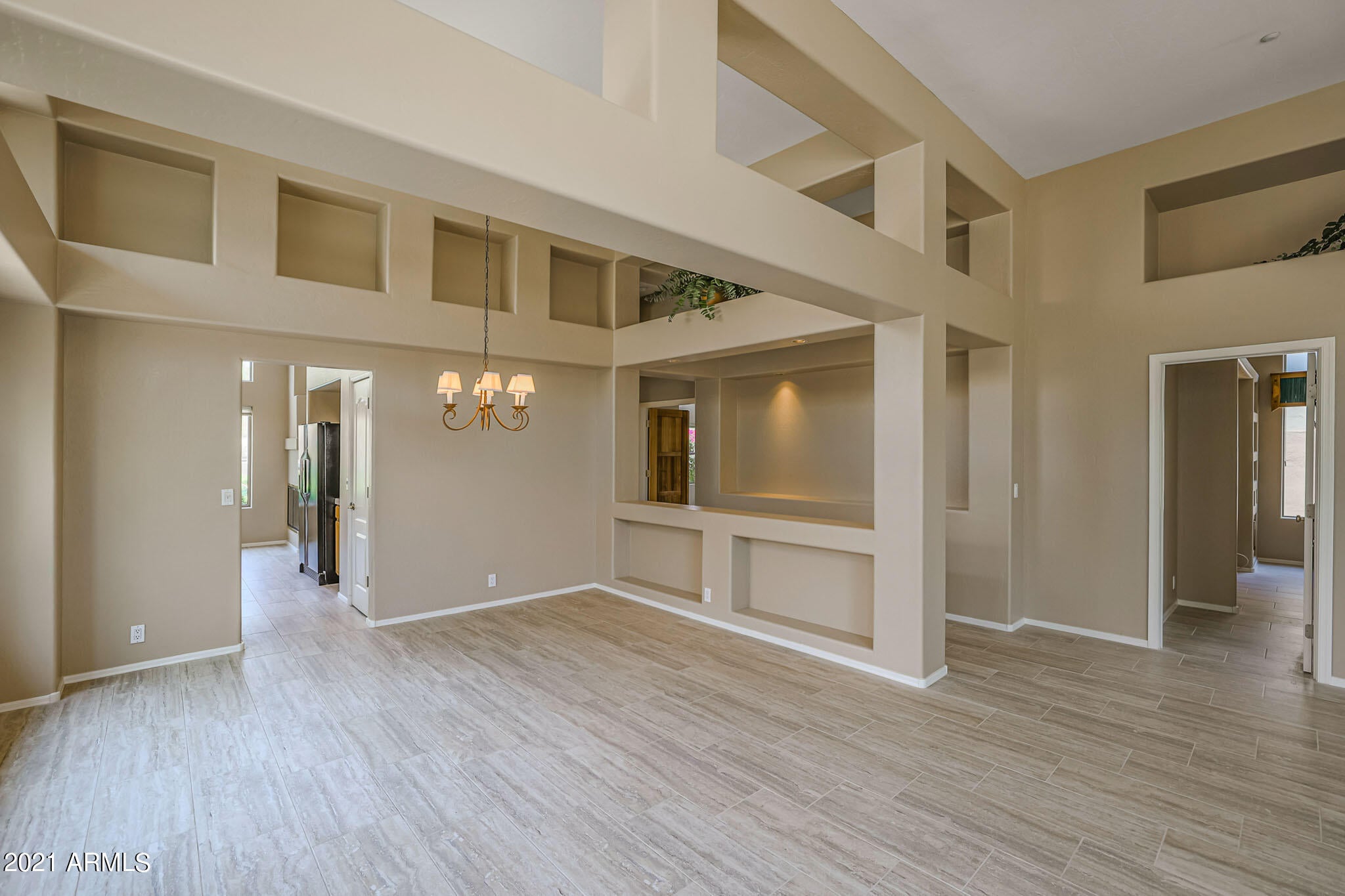 11530 E DESERT WILLOW Drive