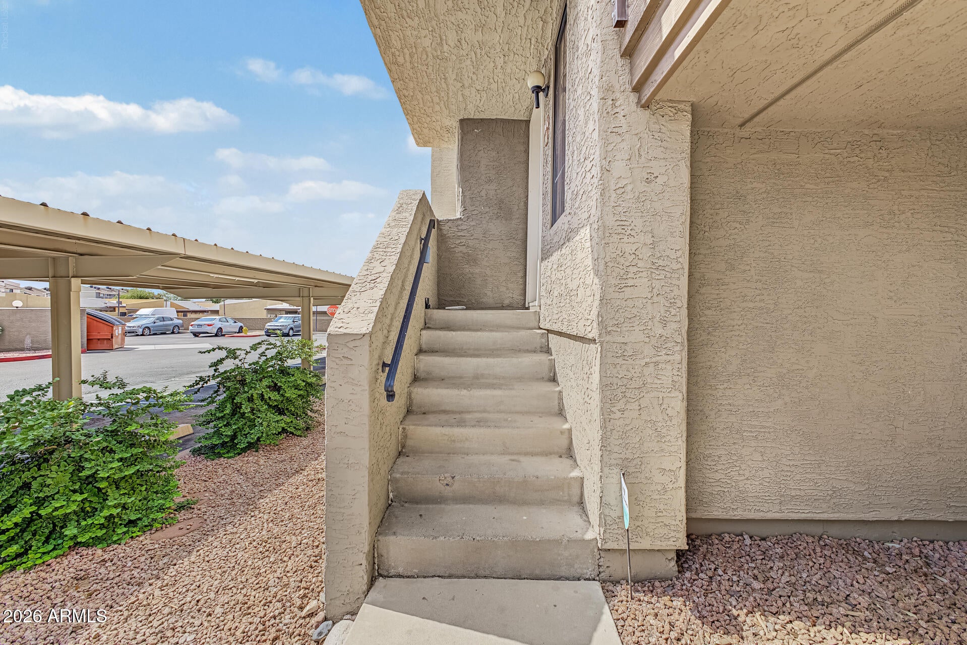 1905 E UNIVERSITY Drive D216
