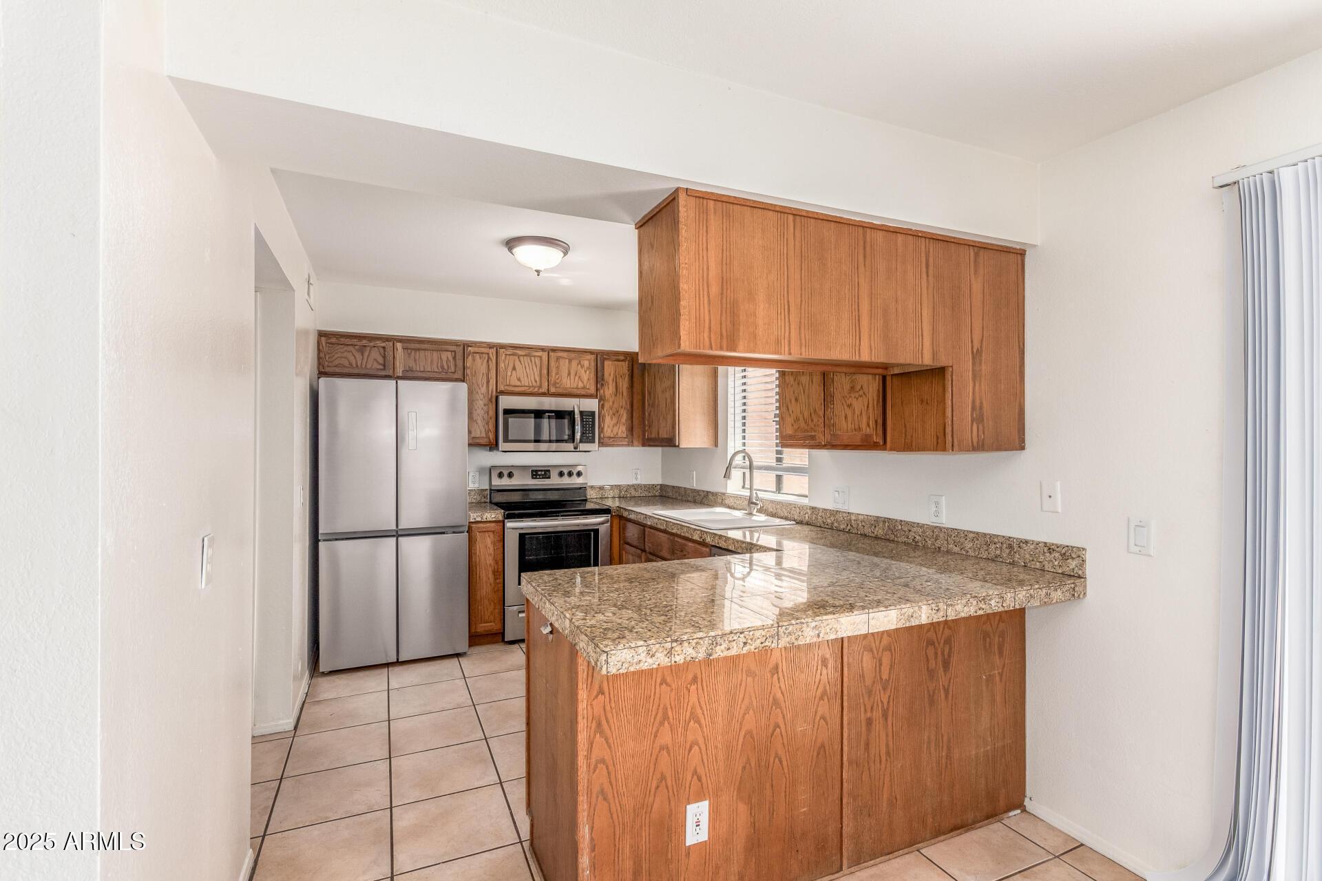 13627 N Hamilton Drive Apt 102