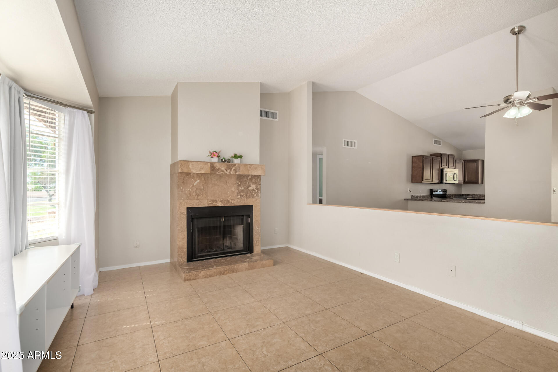 6420 E JENSEN Street