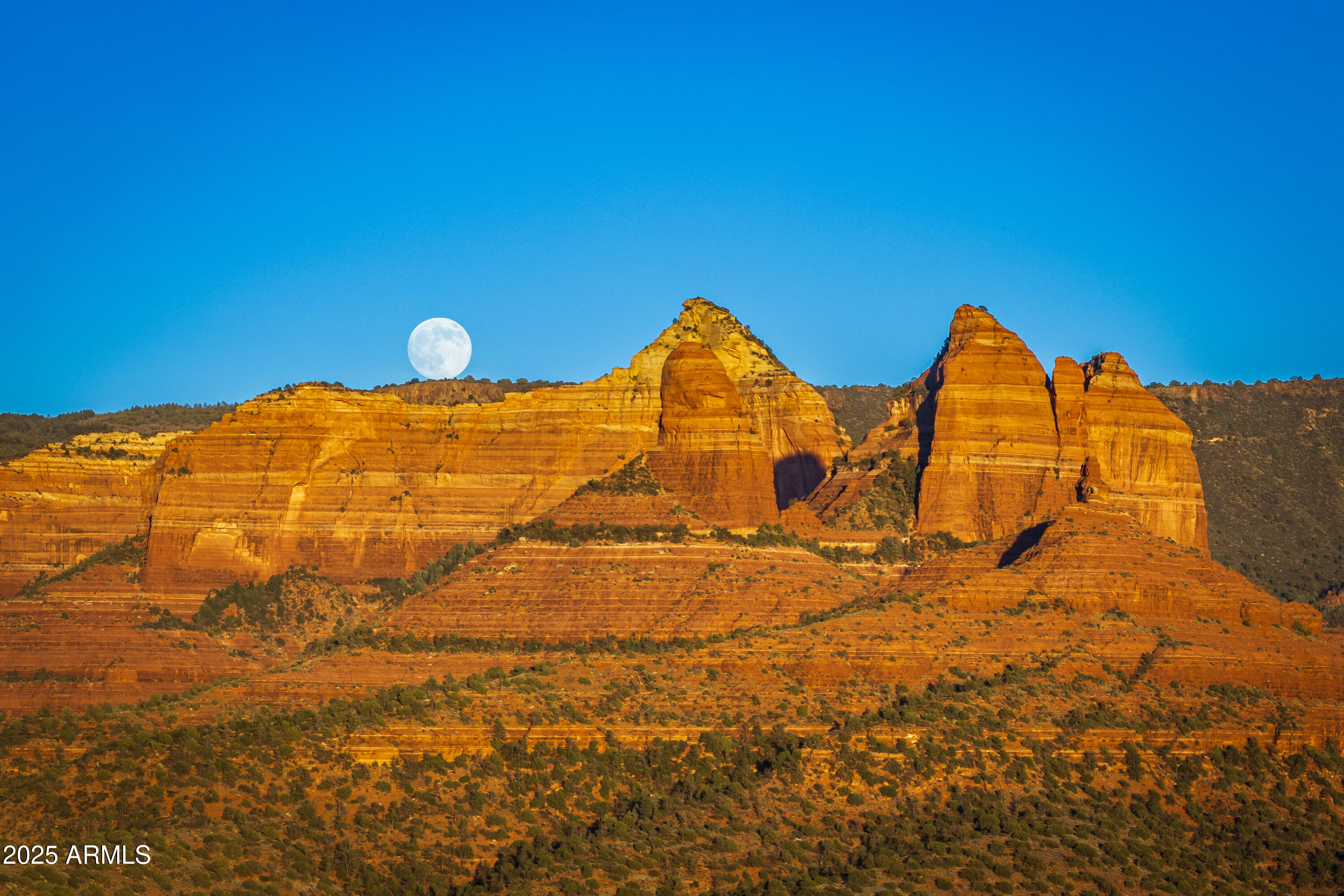 112 CALLE MARGUERITE --