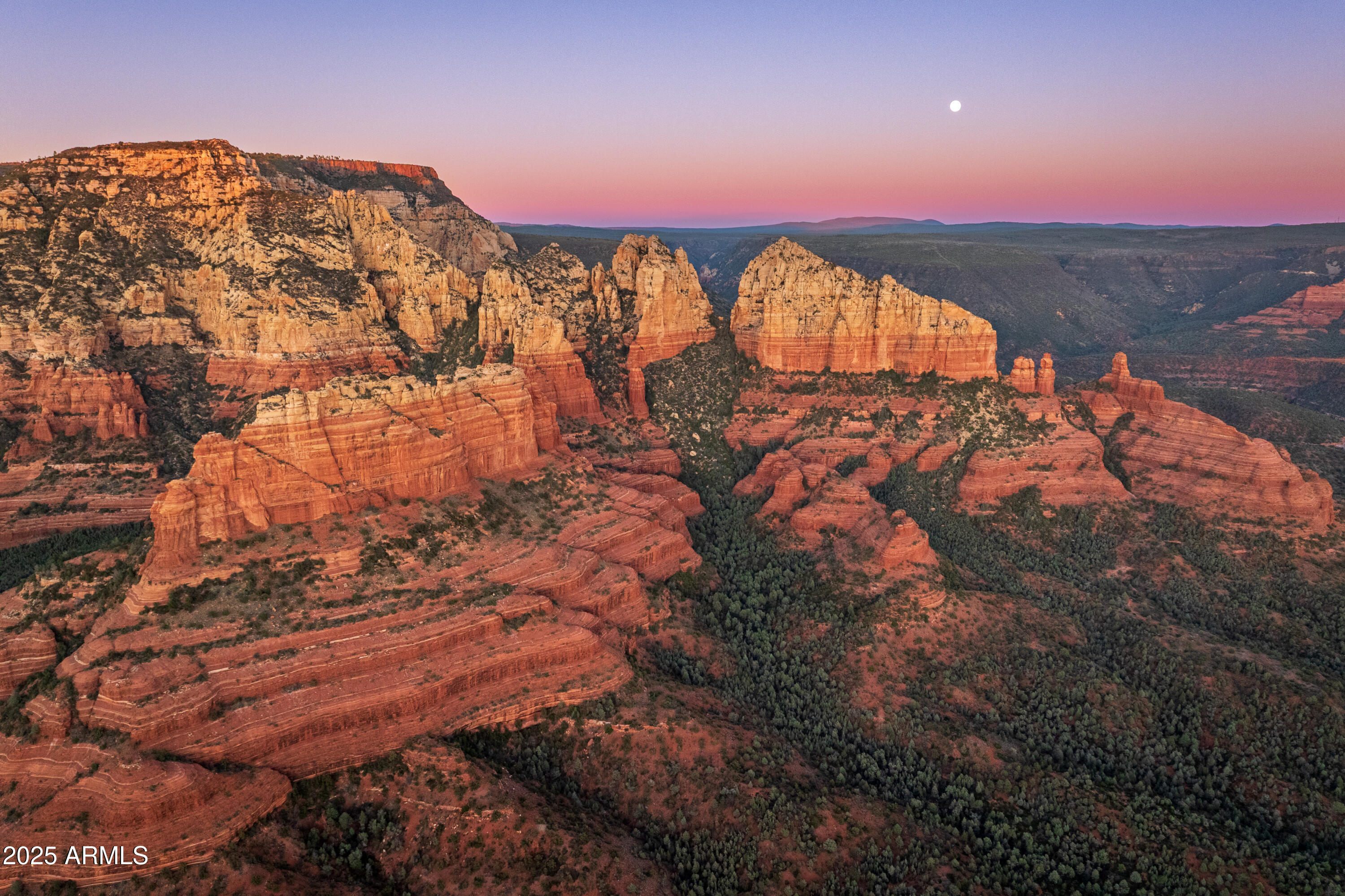 112 CALLE MARGUERITE --