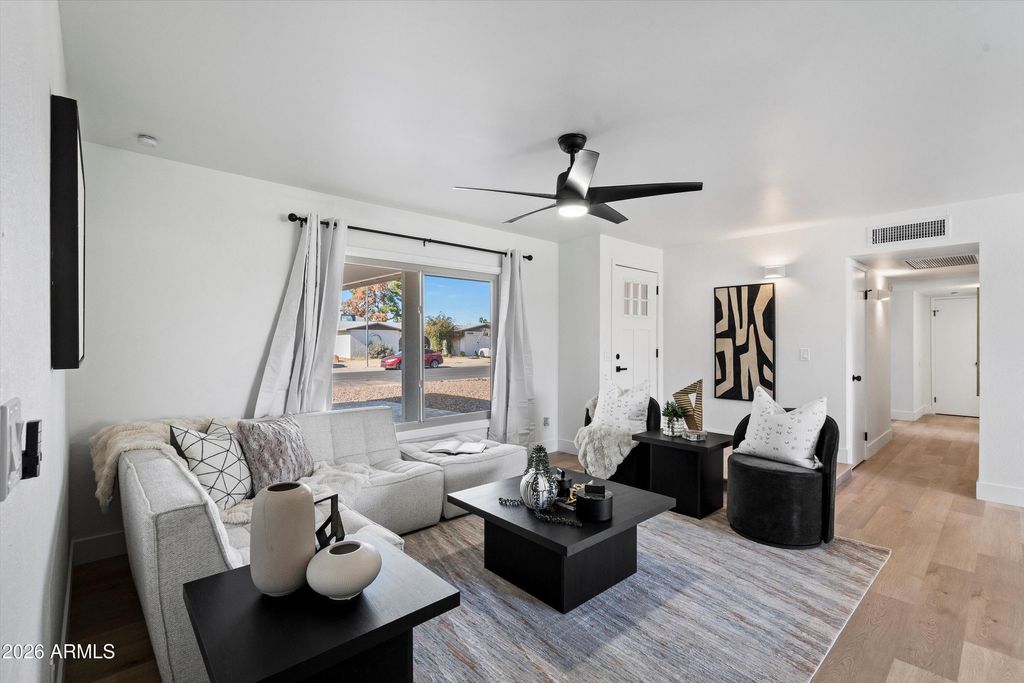 Photo of 10617 N 47th Lane, Glendale, AZ 85304 (MLS # 6968604)