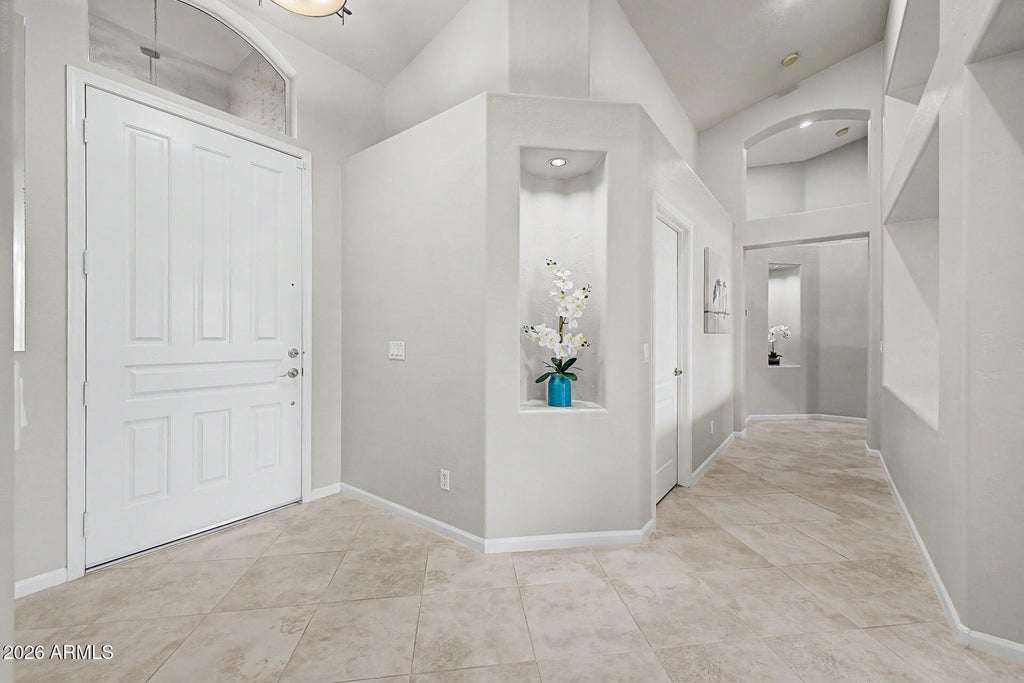 Photo of 734 W Goldfinch Way, Chandler, AZ 85286 (MLS # 7084953)