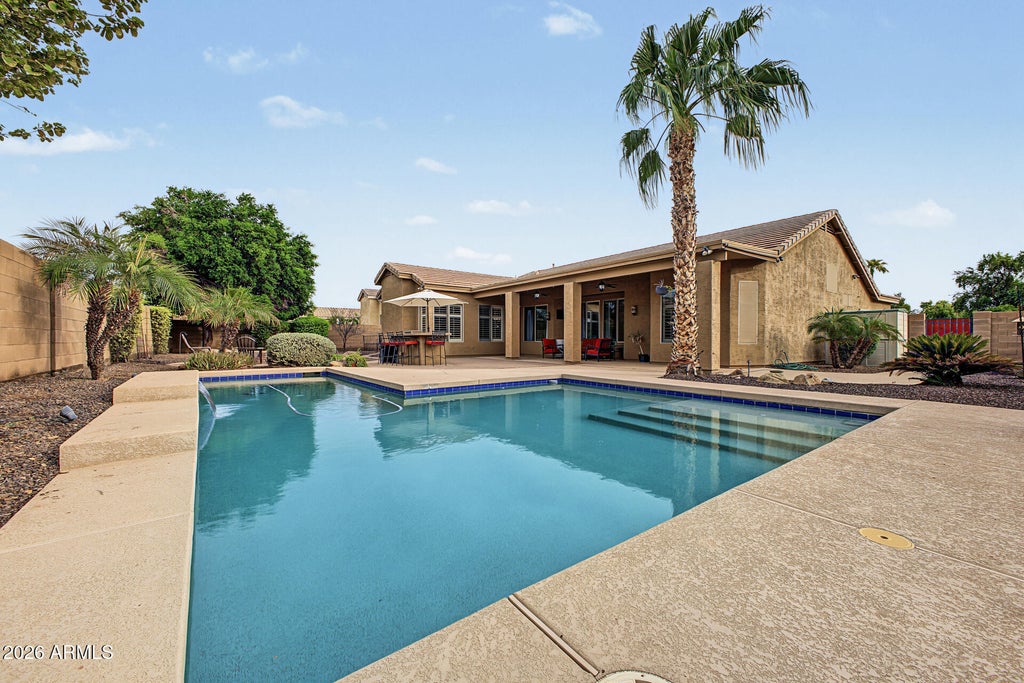 Photo of 734 W Goldfinch Way, Chandler, AZ 85286 (MLS # 7084953)