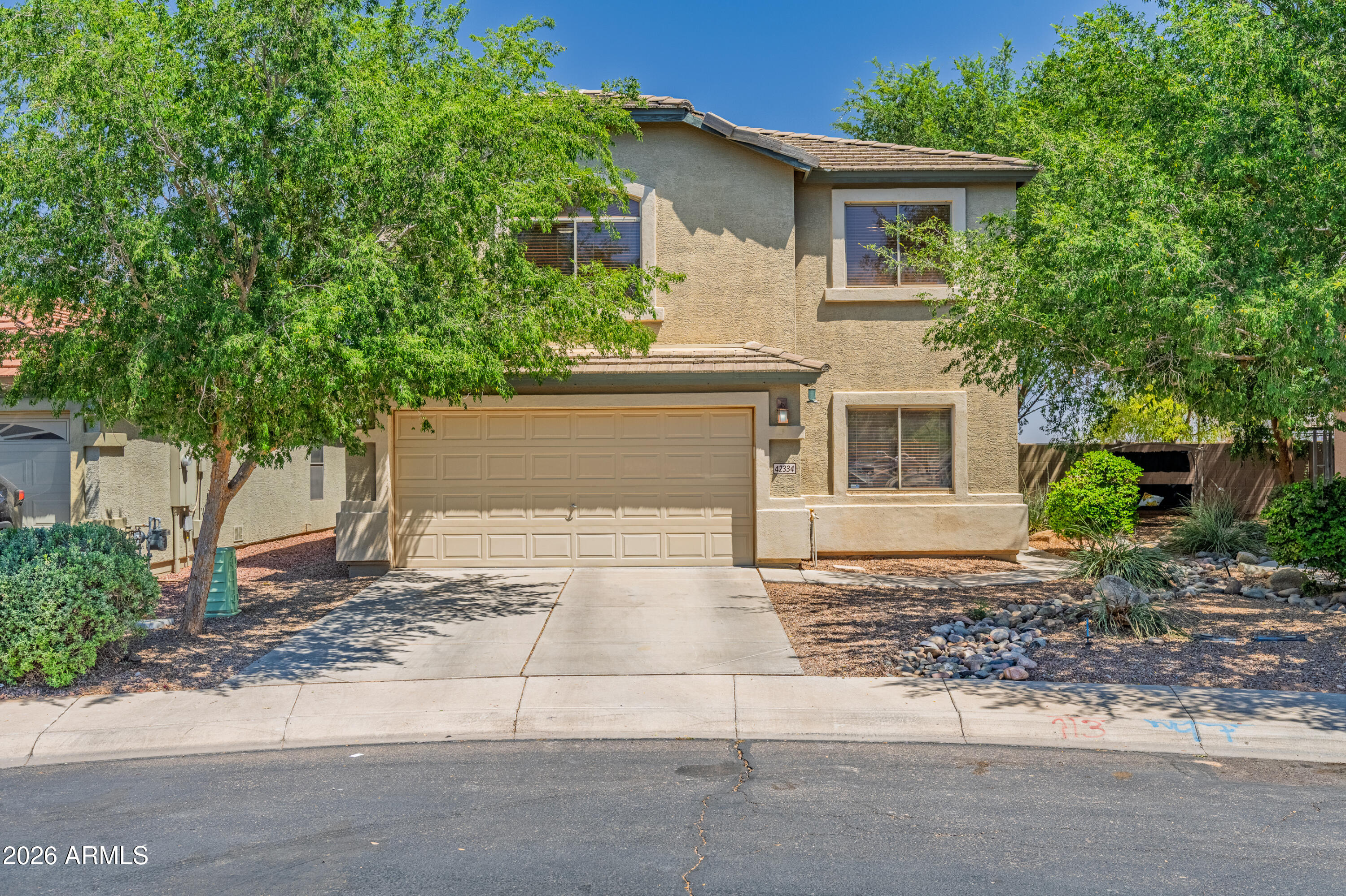 42334 W HILLMAN Drive