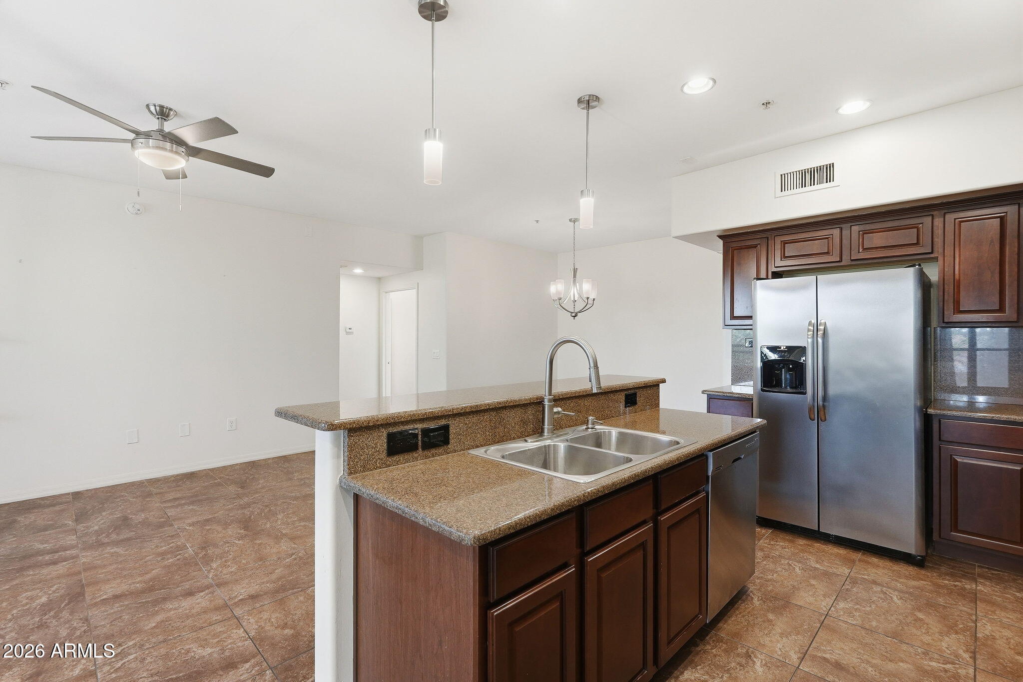 20660 N 40TH Street 2096