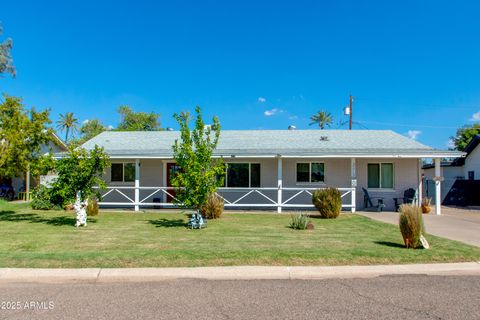 3313 N 43RD Place Phoenix AZ 85018
