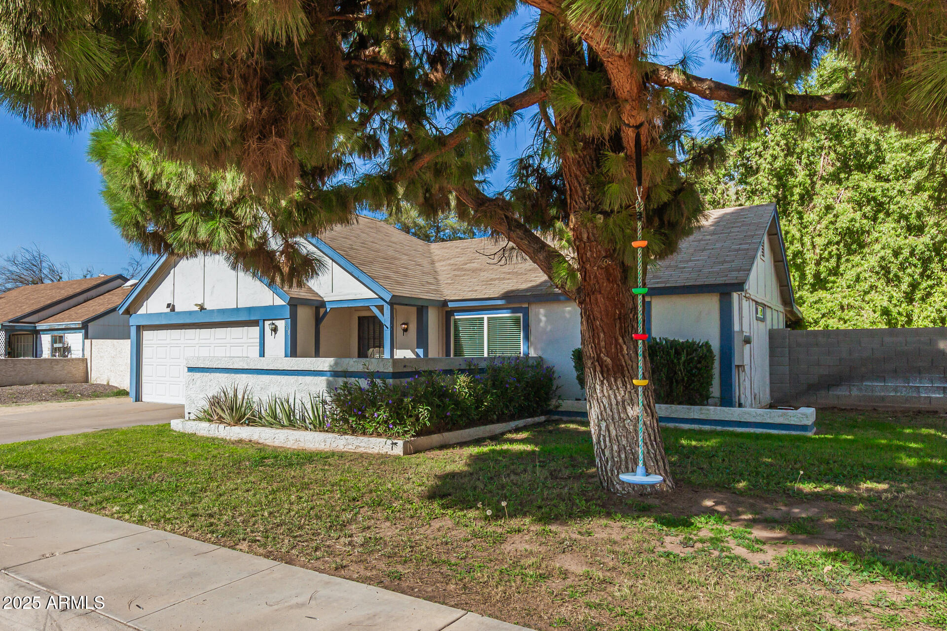 668 E ESTRELLA Drive