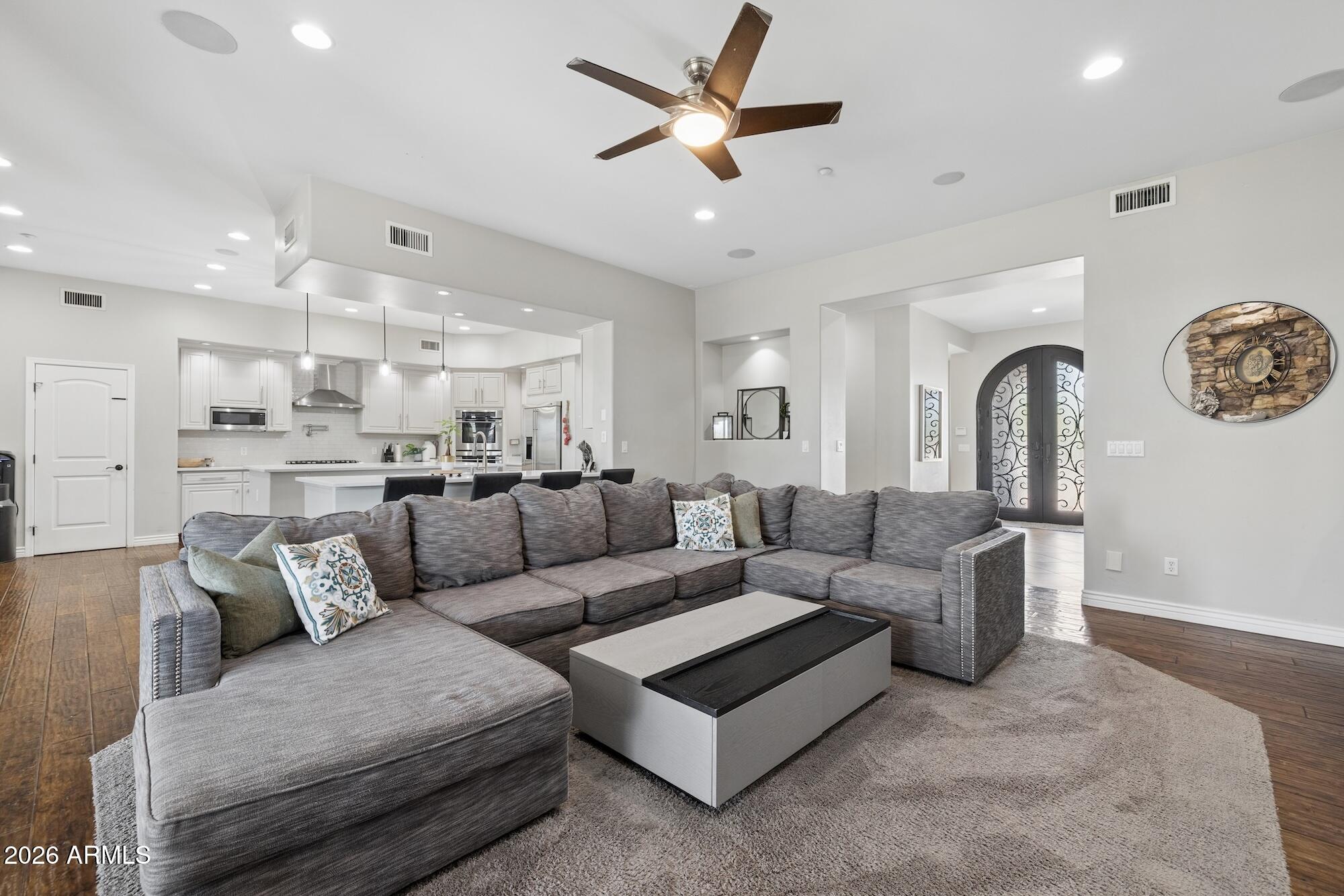 5847 E Quail Track Drive