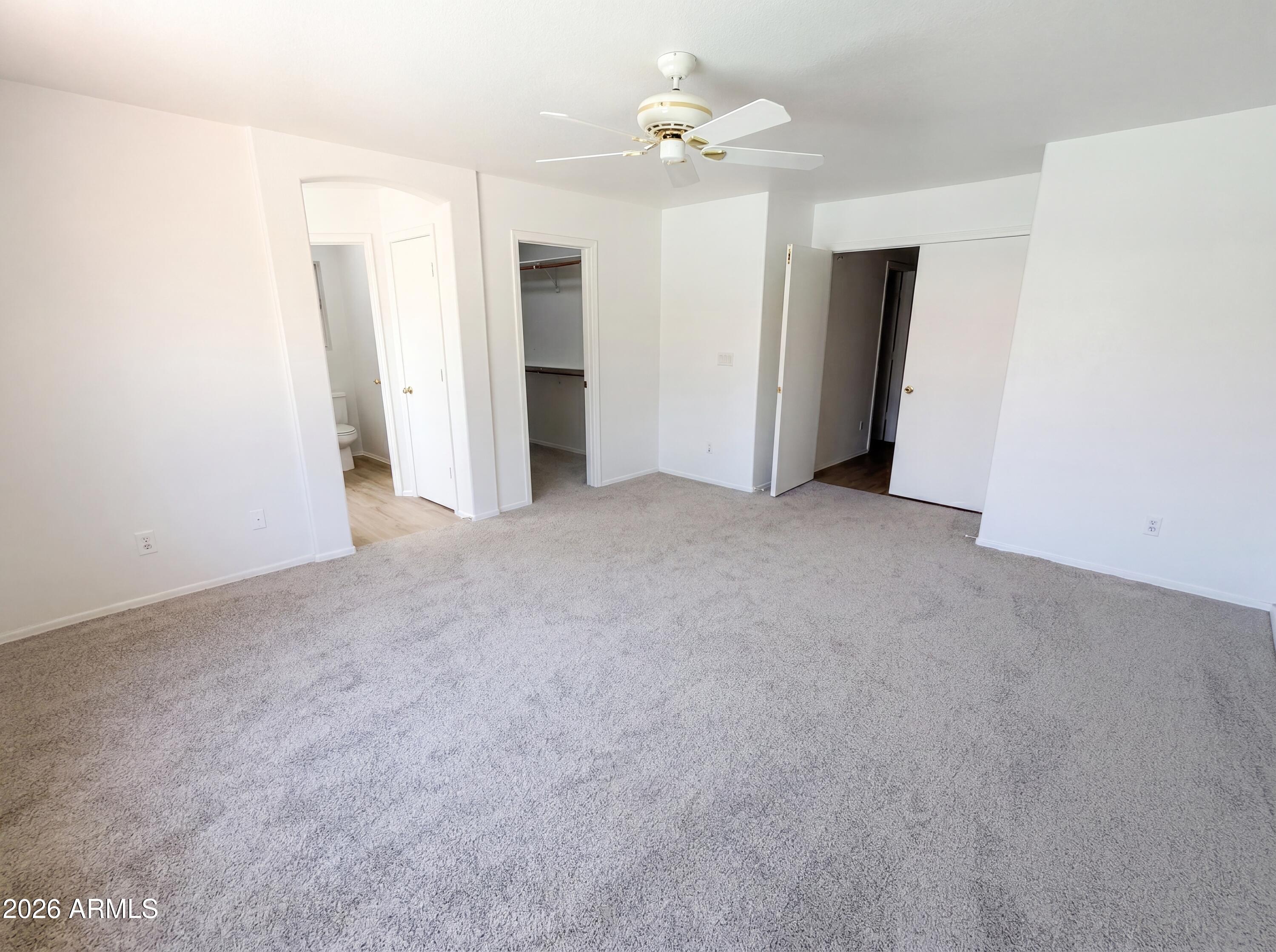 8421 W WILLOWBROOK Drive