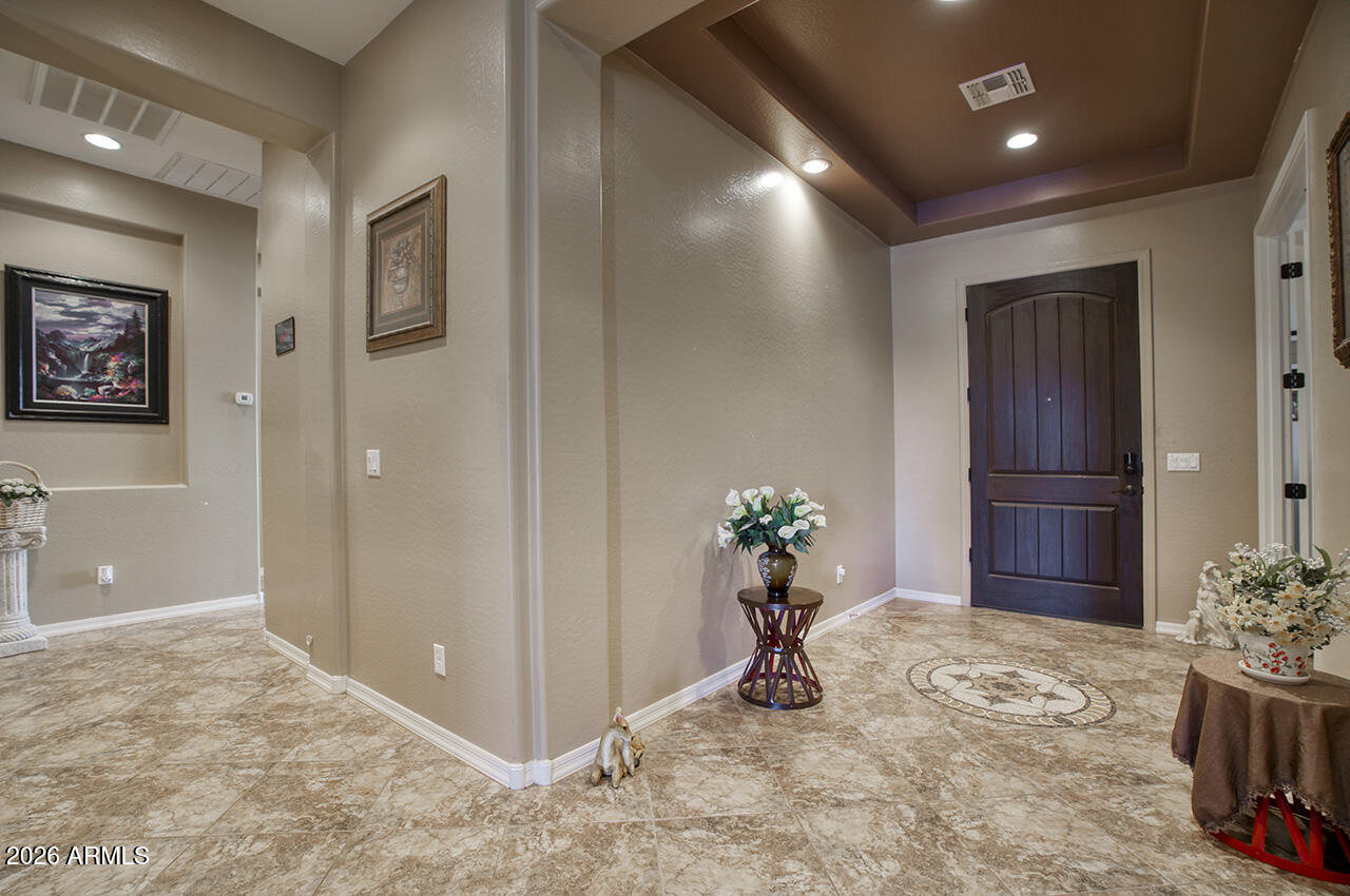 19326 W MEDLOCK Drive