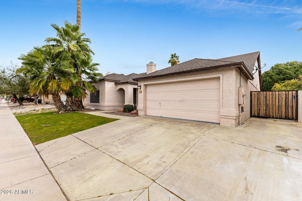 Photo of 23831 N 41st Avenue, Glendale, AZ 85310 (MLS # 6986006)