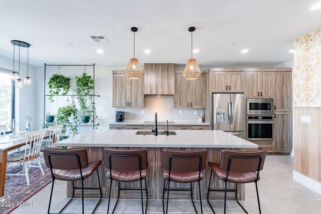 Photo of 142 E Hearne Way, Gilbert, AZ 85234 (MLS # 6984912)