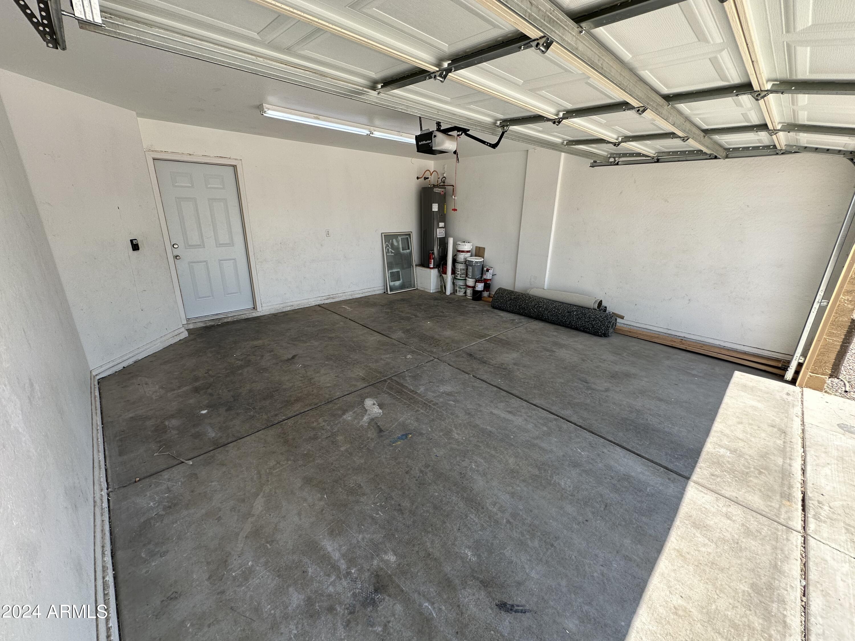 2616 E SOUTHGATE Avenue 2