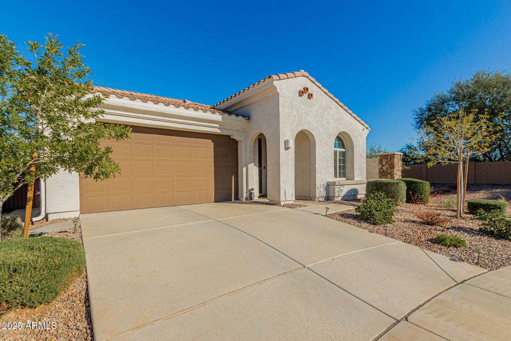Photo of 254 W Organ Pipe Drive, San Tan Valley, AZ 85140 (MLS # 6954593)