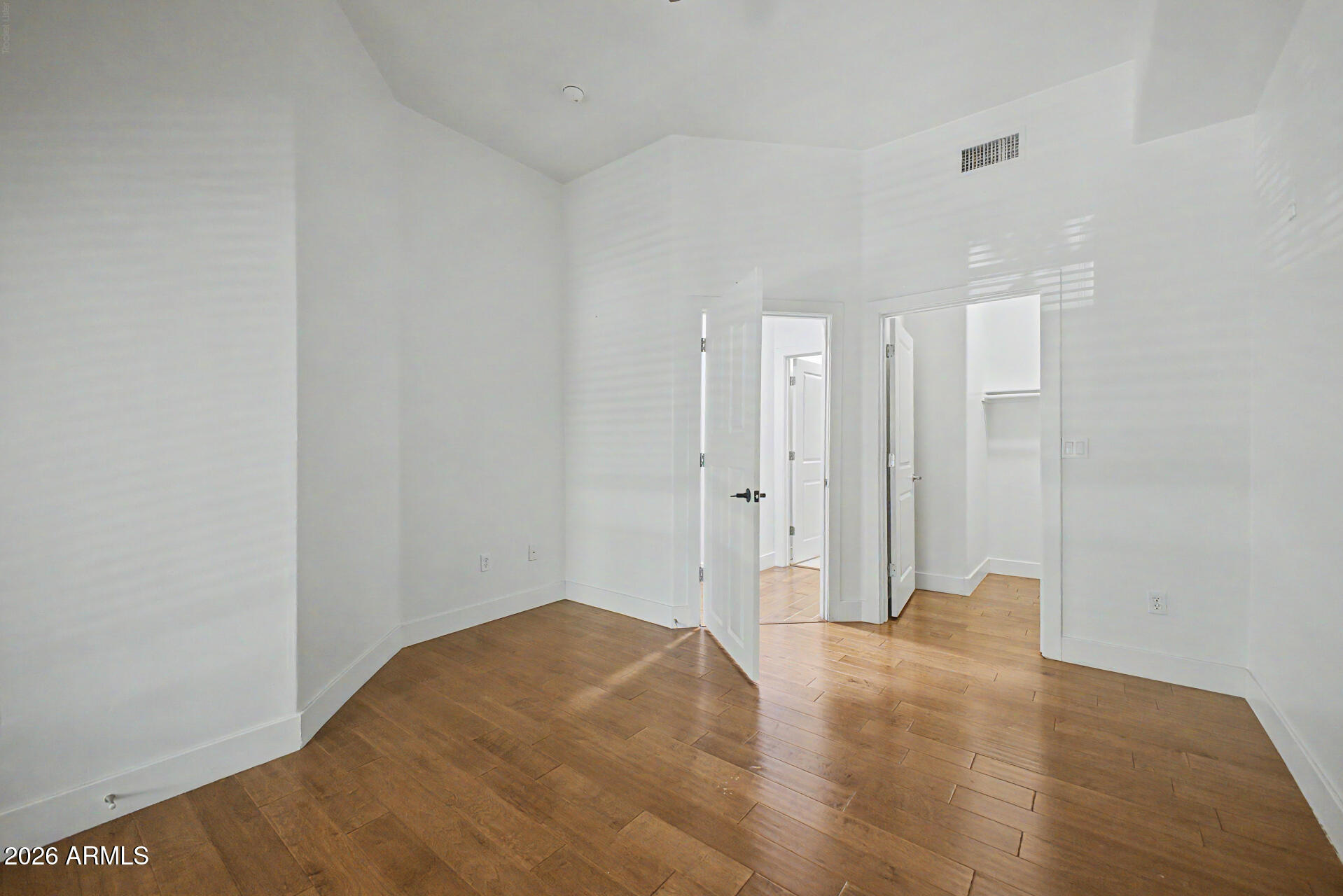 NORTH SHORE CONDOMINIUM 1 - Residential