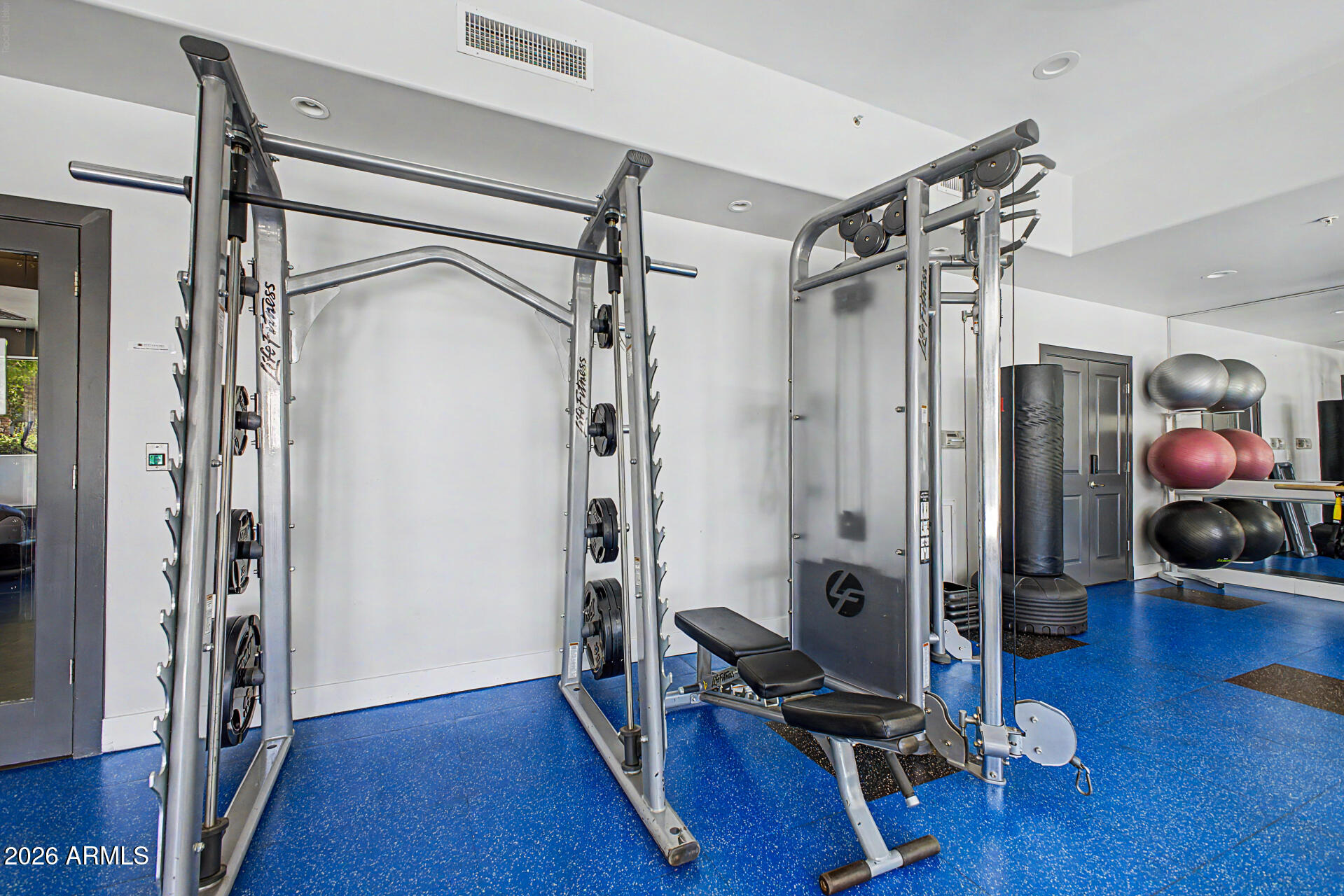 NORTH SHORE CONDOMINIUM 1 - Residential
