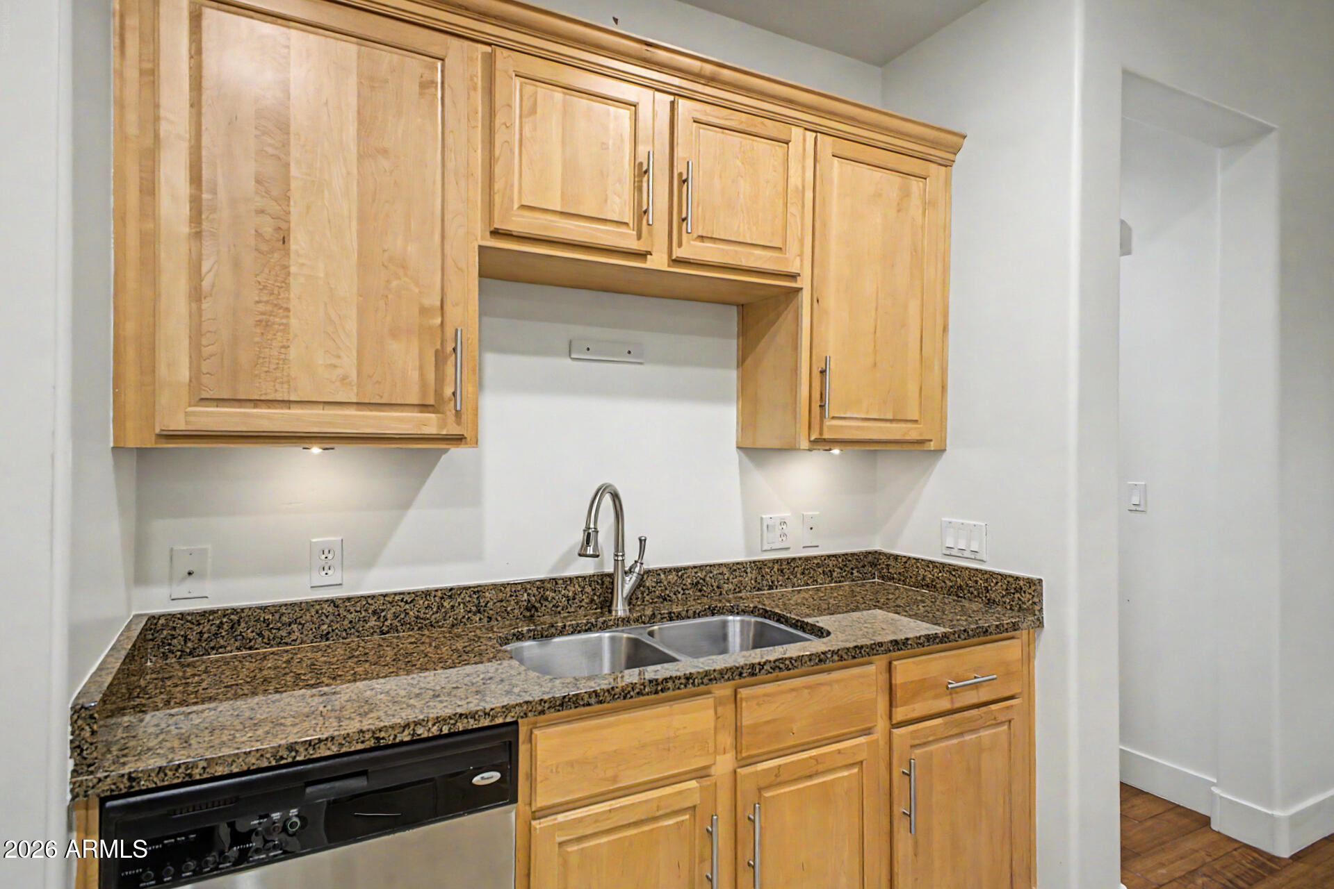 NORTH SHORE CONDOMINIUM 1 - Residential
