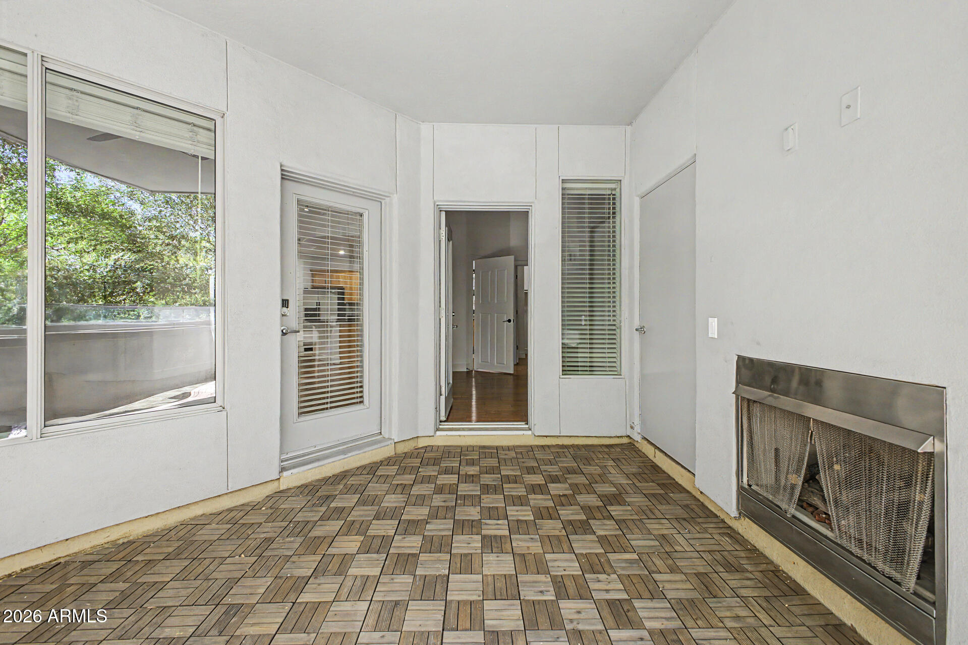 NORTH SHORE CONDOMINIUM 1 - Residential