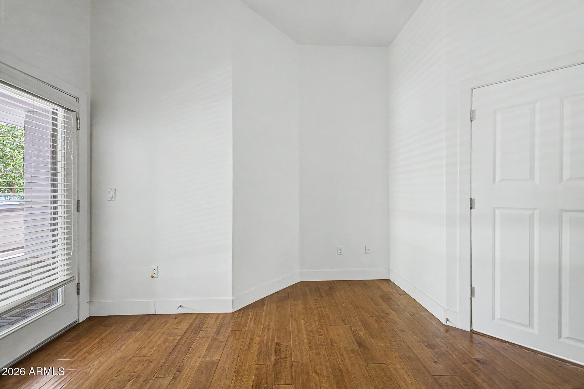 NORTH SHORE CONDOMINIUM 1 - Residential