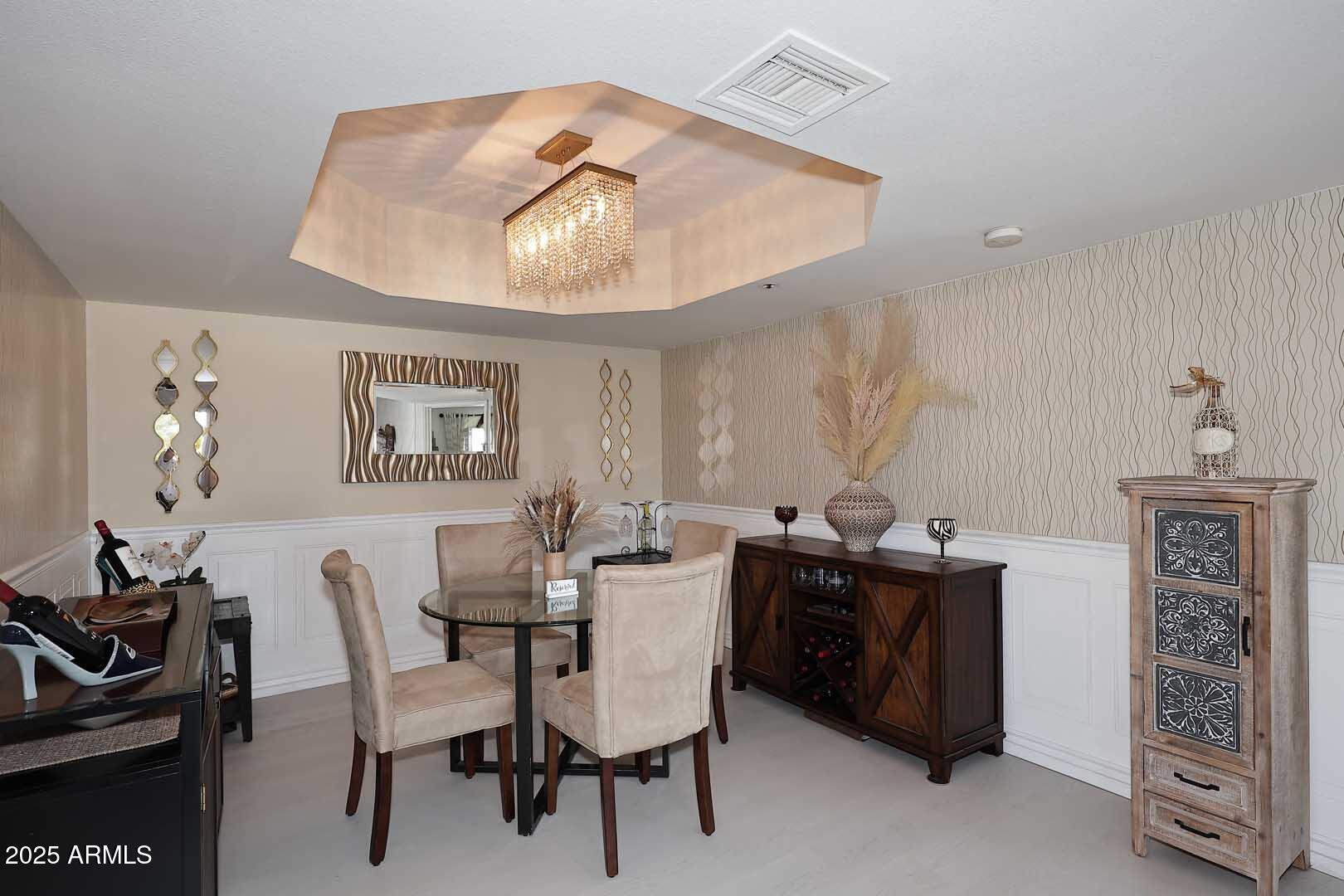 7860 E CAMELBACK Road 404