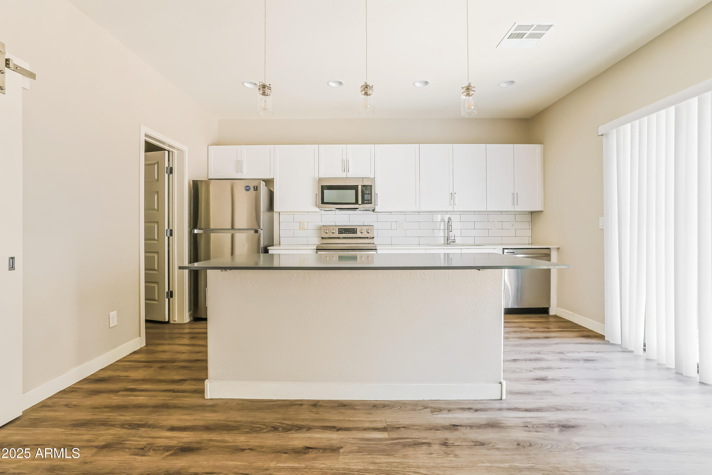 1119 S STAPLEY Drive 109