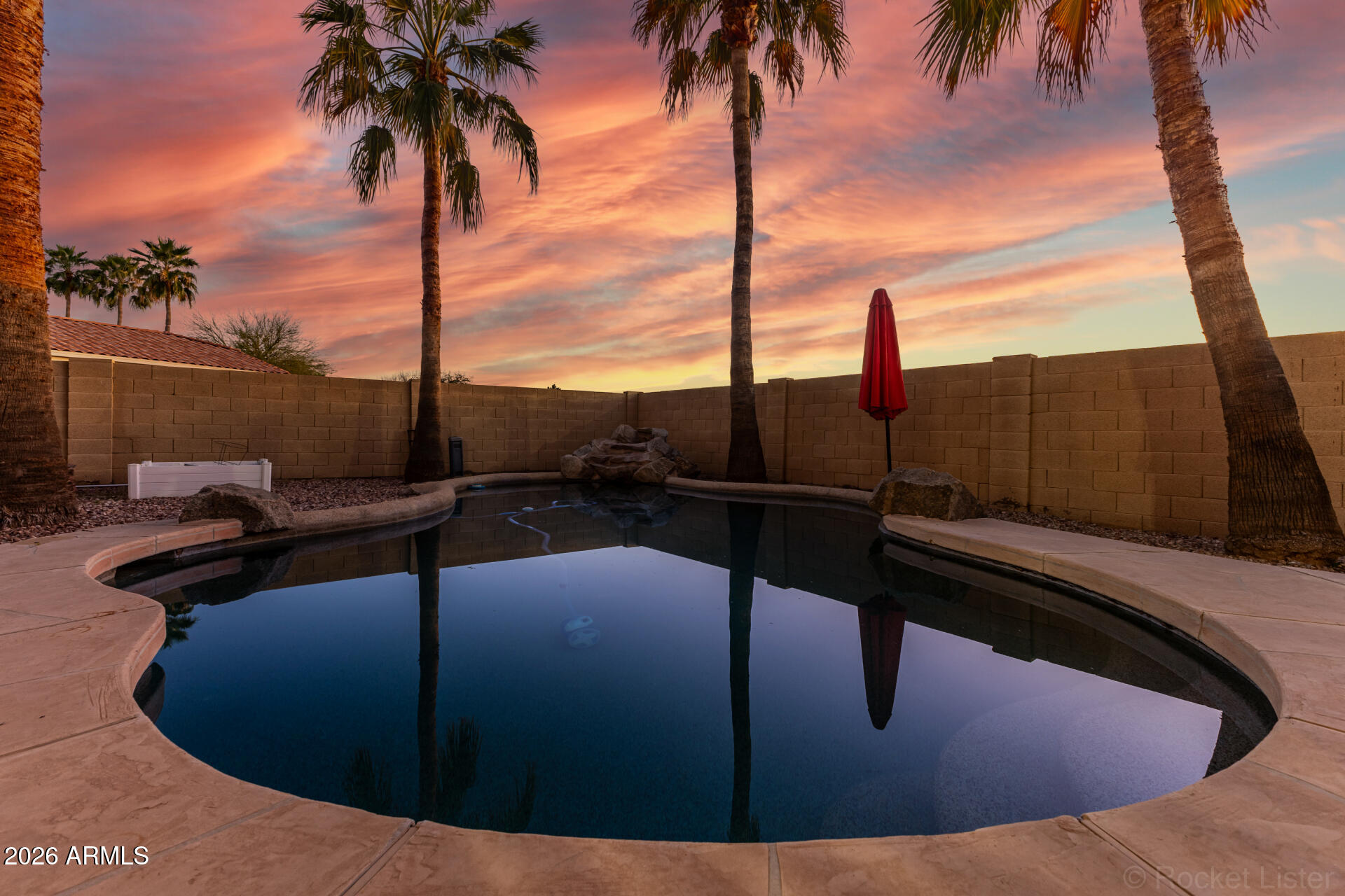 314 S SANDSTONE Street