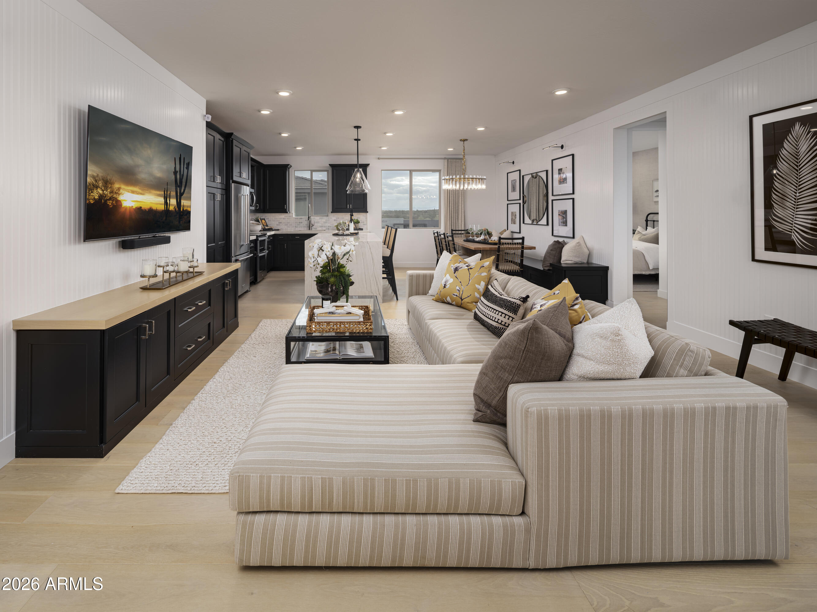 2121 W SONORAN DESERT Drive 163
