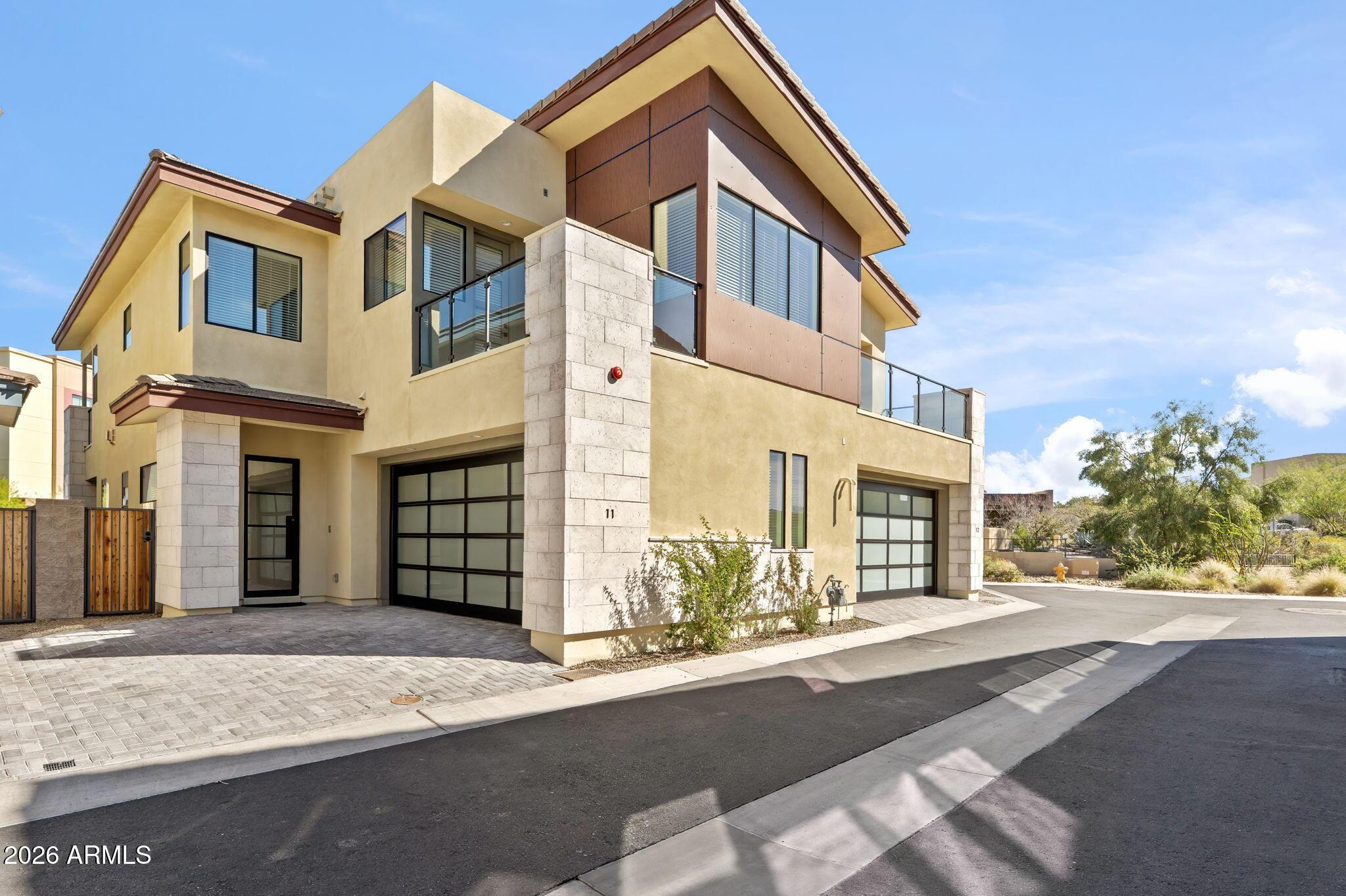 1 Easy Street Unit 11