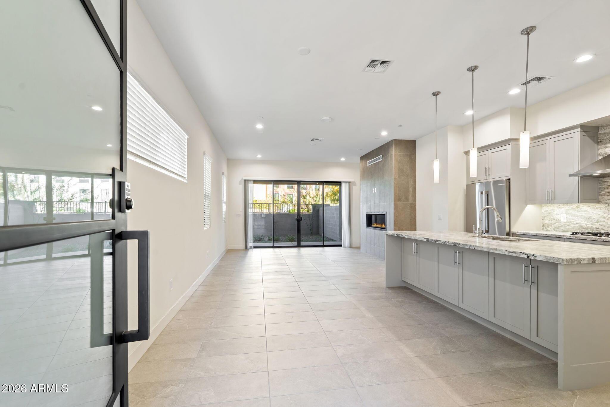 1 Easy Street Unit 11