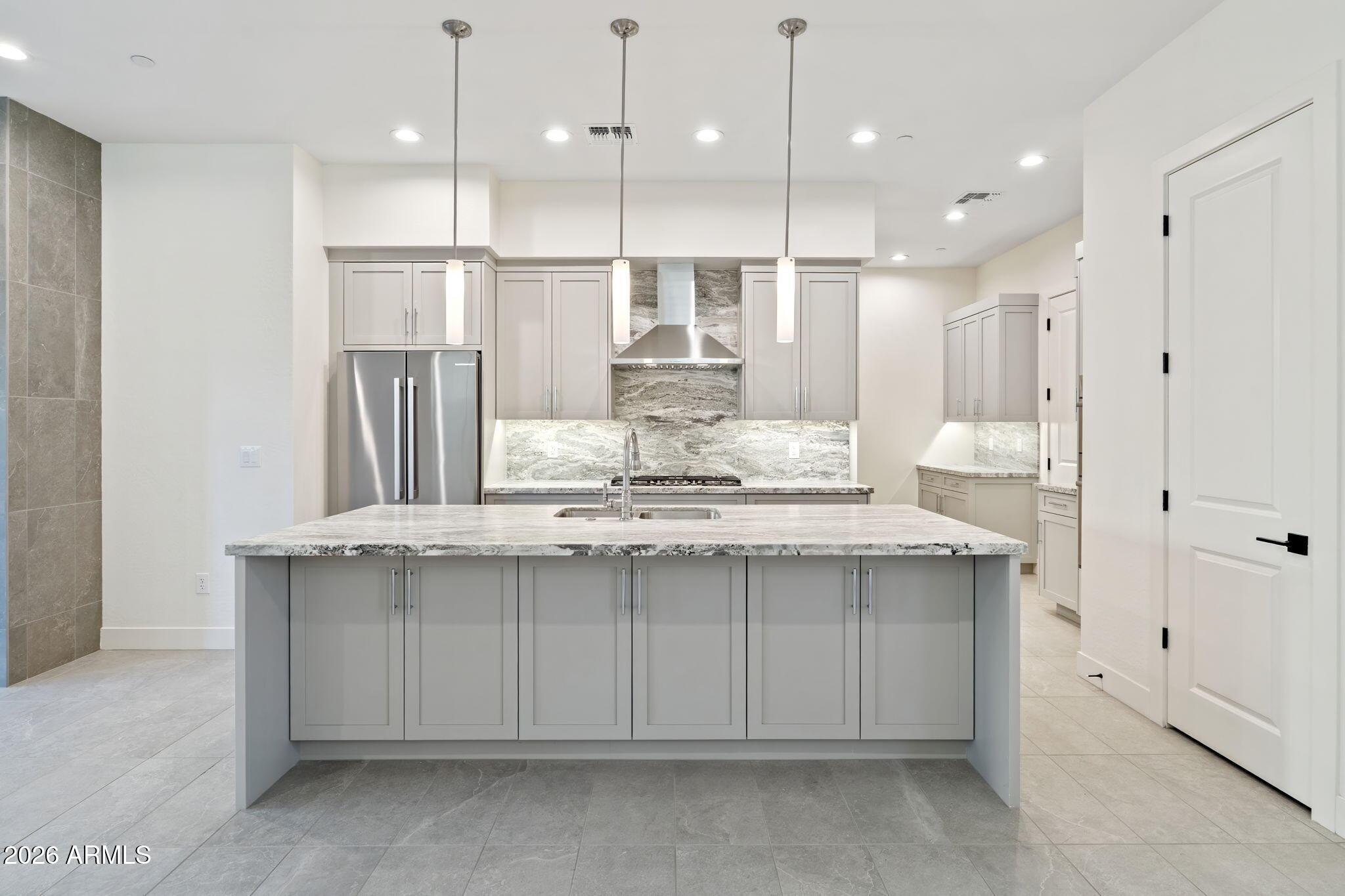 1 Easy Street Unit 11