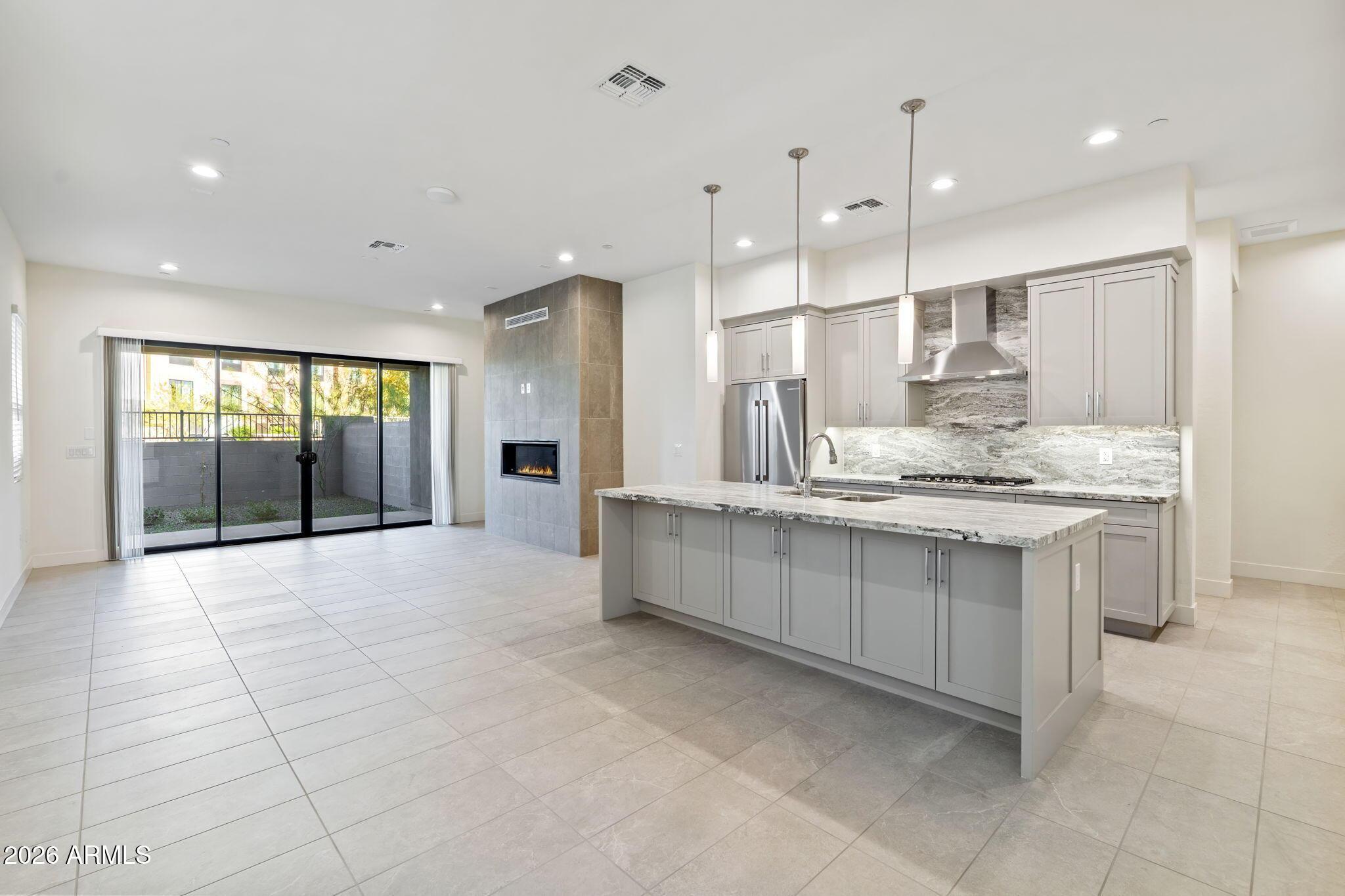 1 Easy Street Unit 11