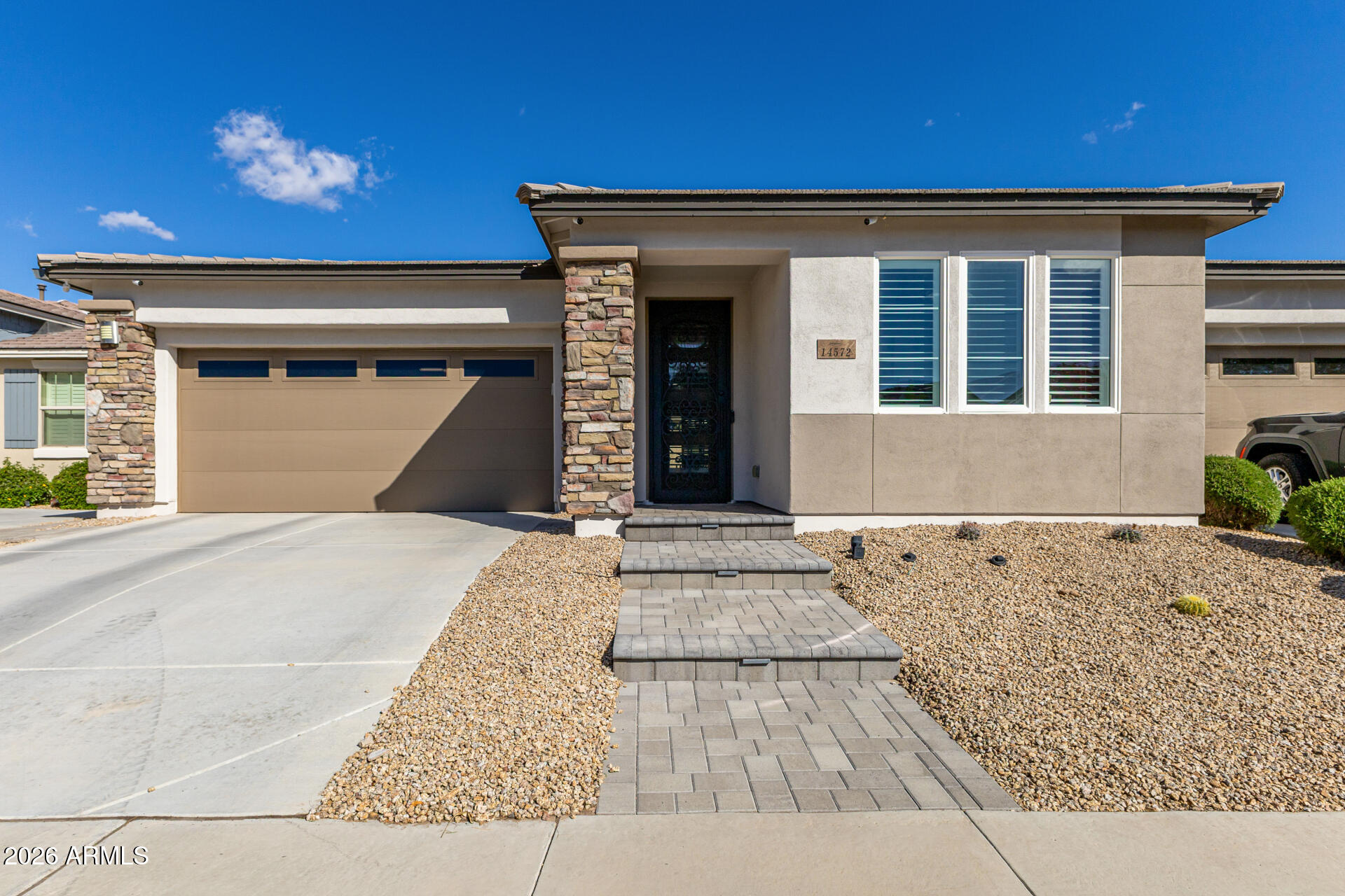 14572 W READE Avenue