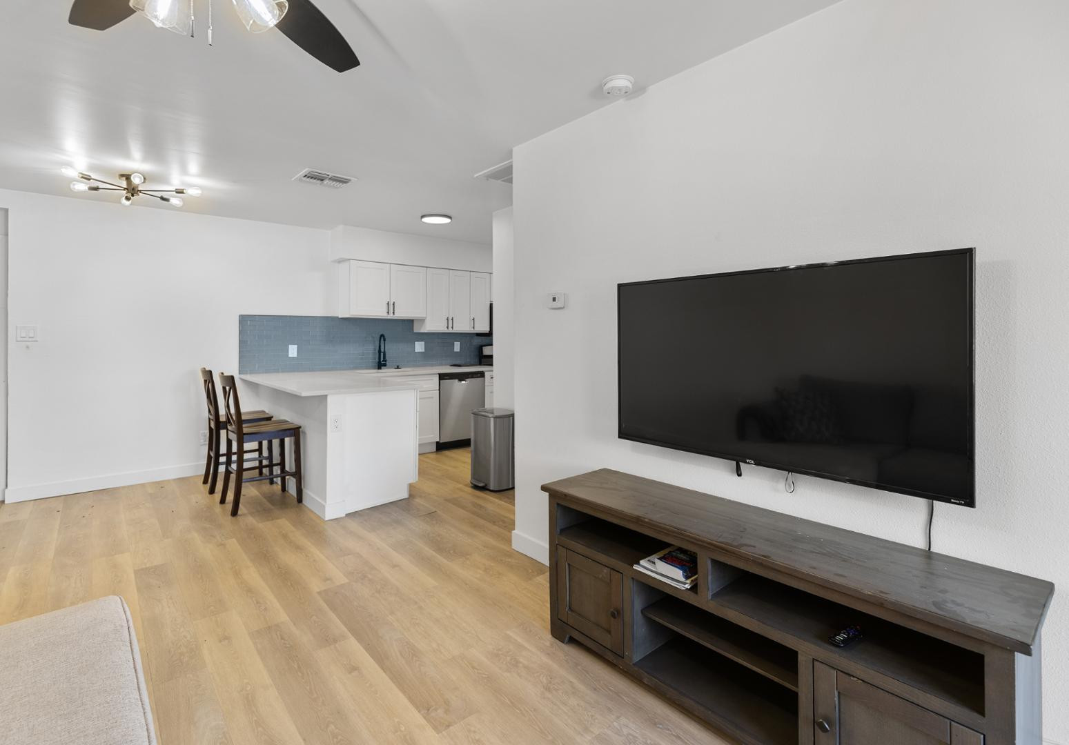 302 E Monte Vista Road Apt A17