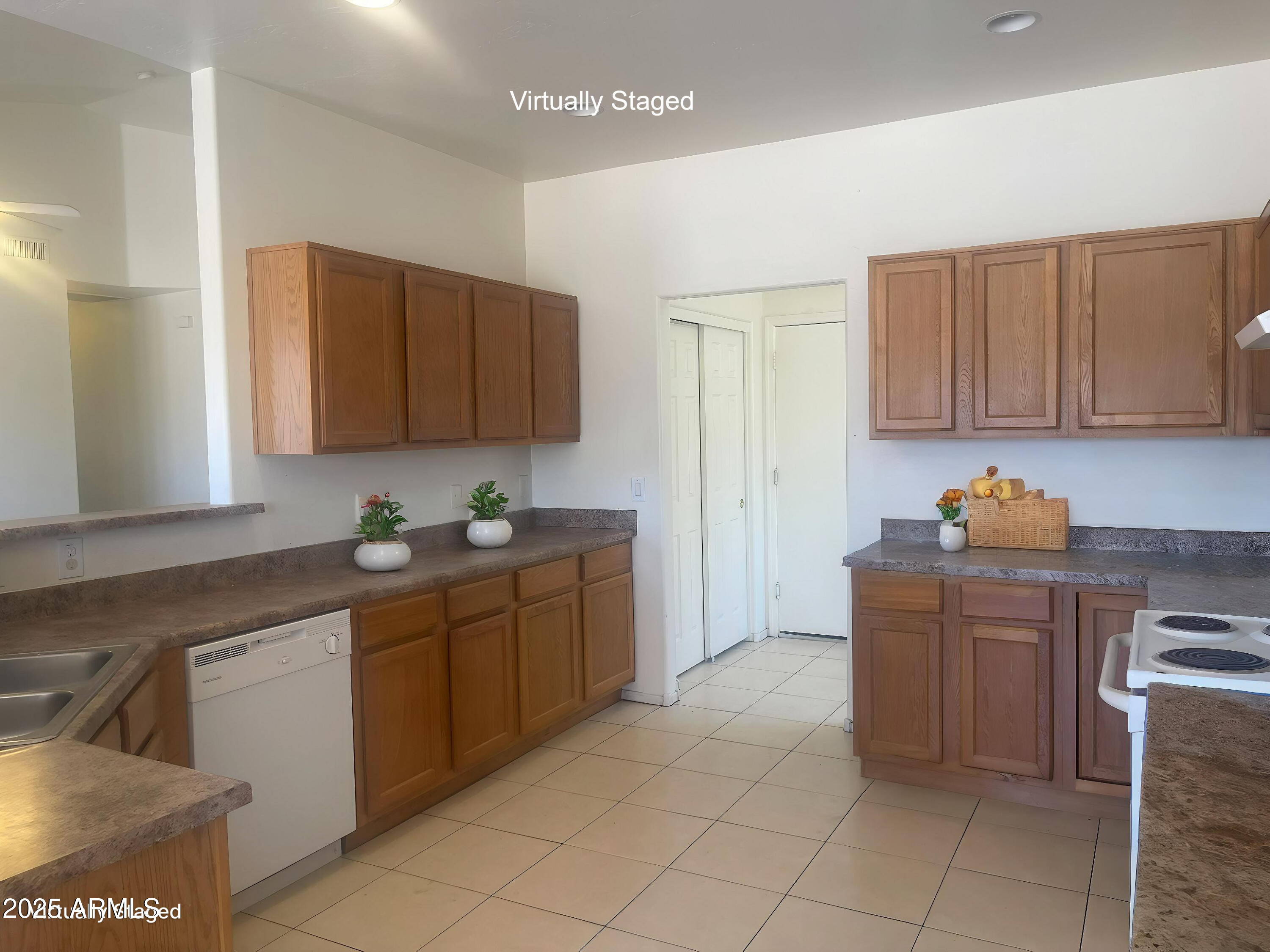 14350 S CIENEGA Lane