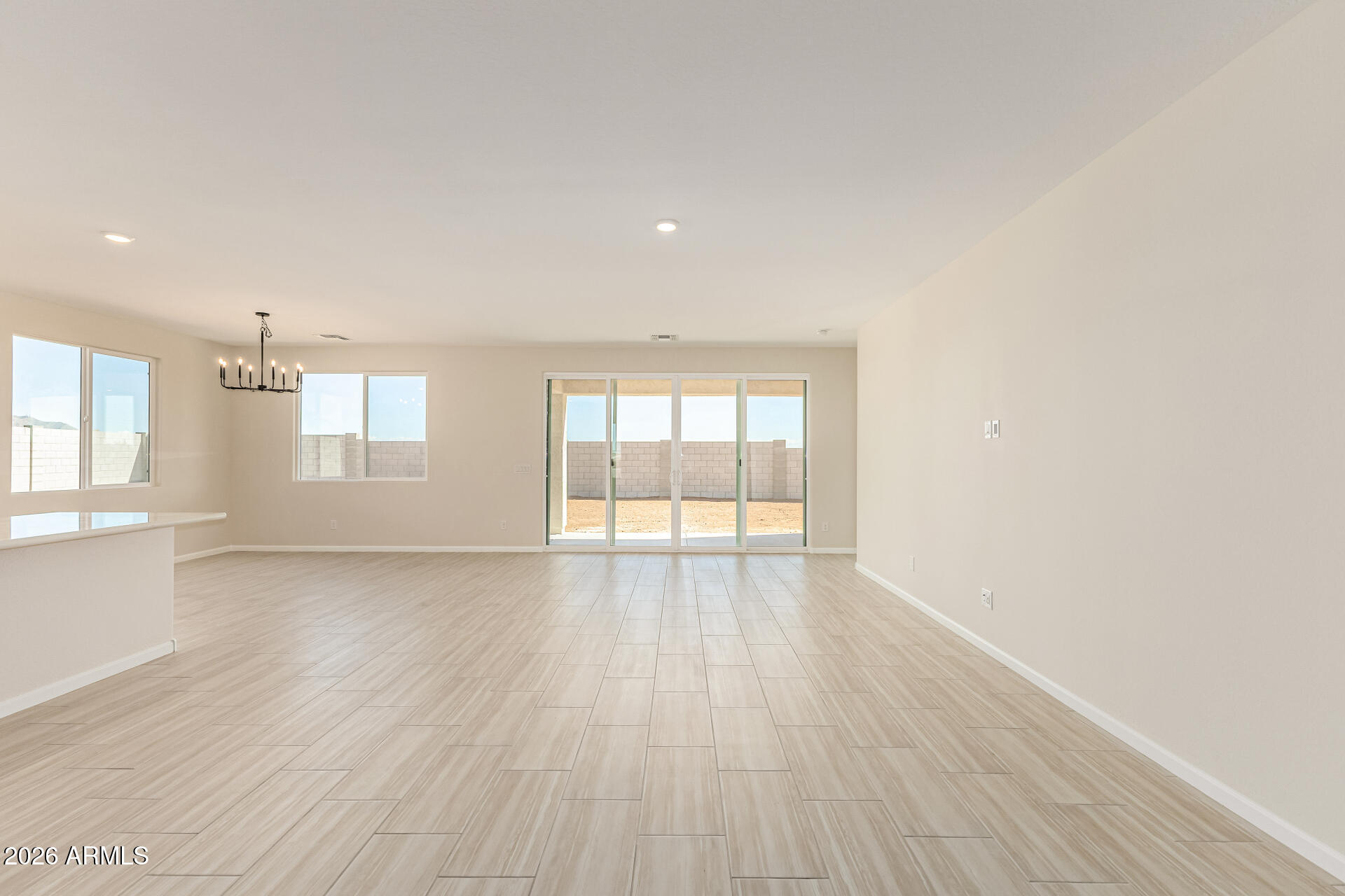 1273 E Ridgerock Loop