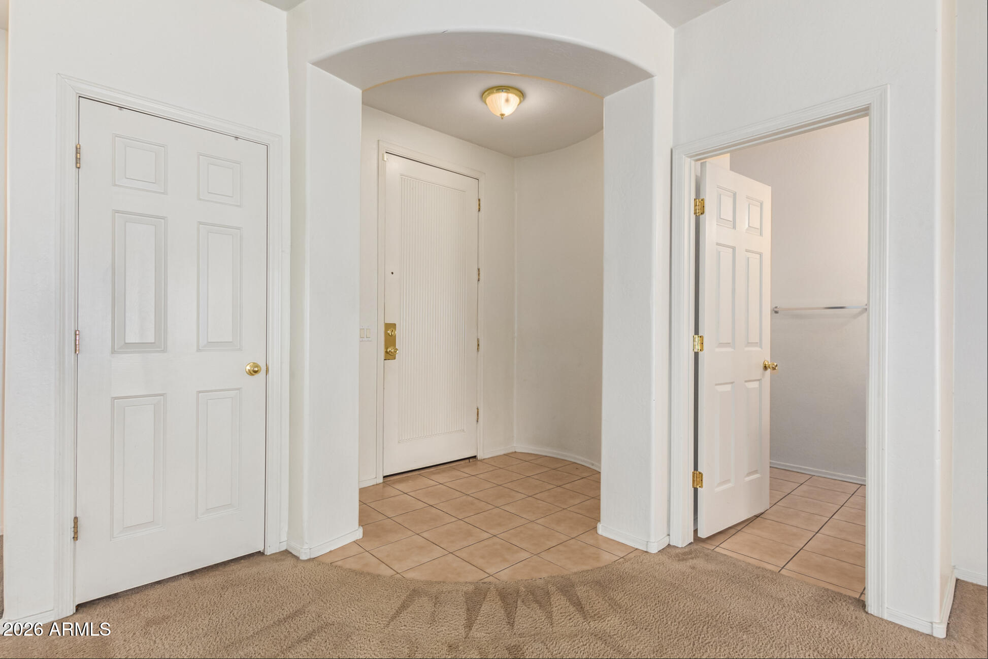 513 W BEAUTIFUL Lane