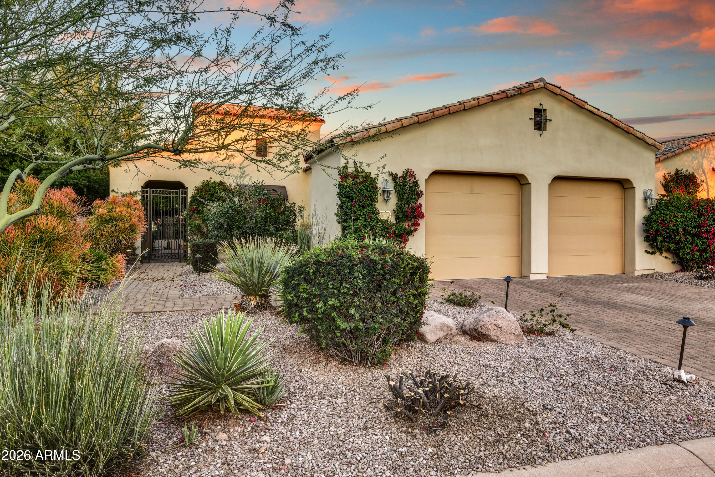 Superstition Mountain - Residential