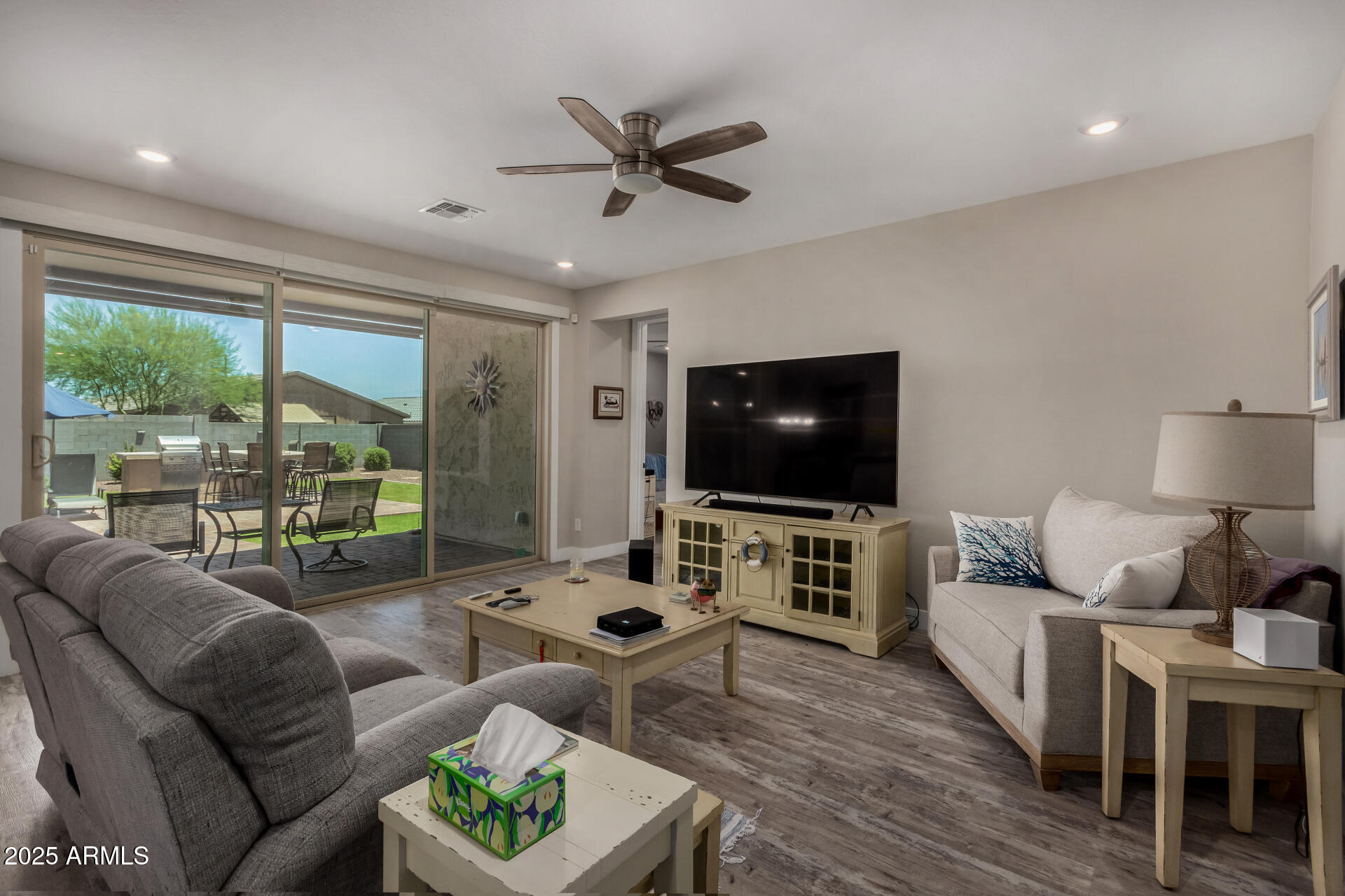 Homes 2 8741 N 185 Avenue